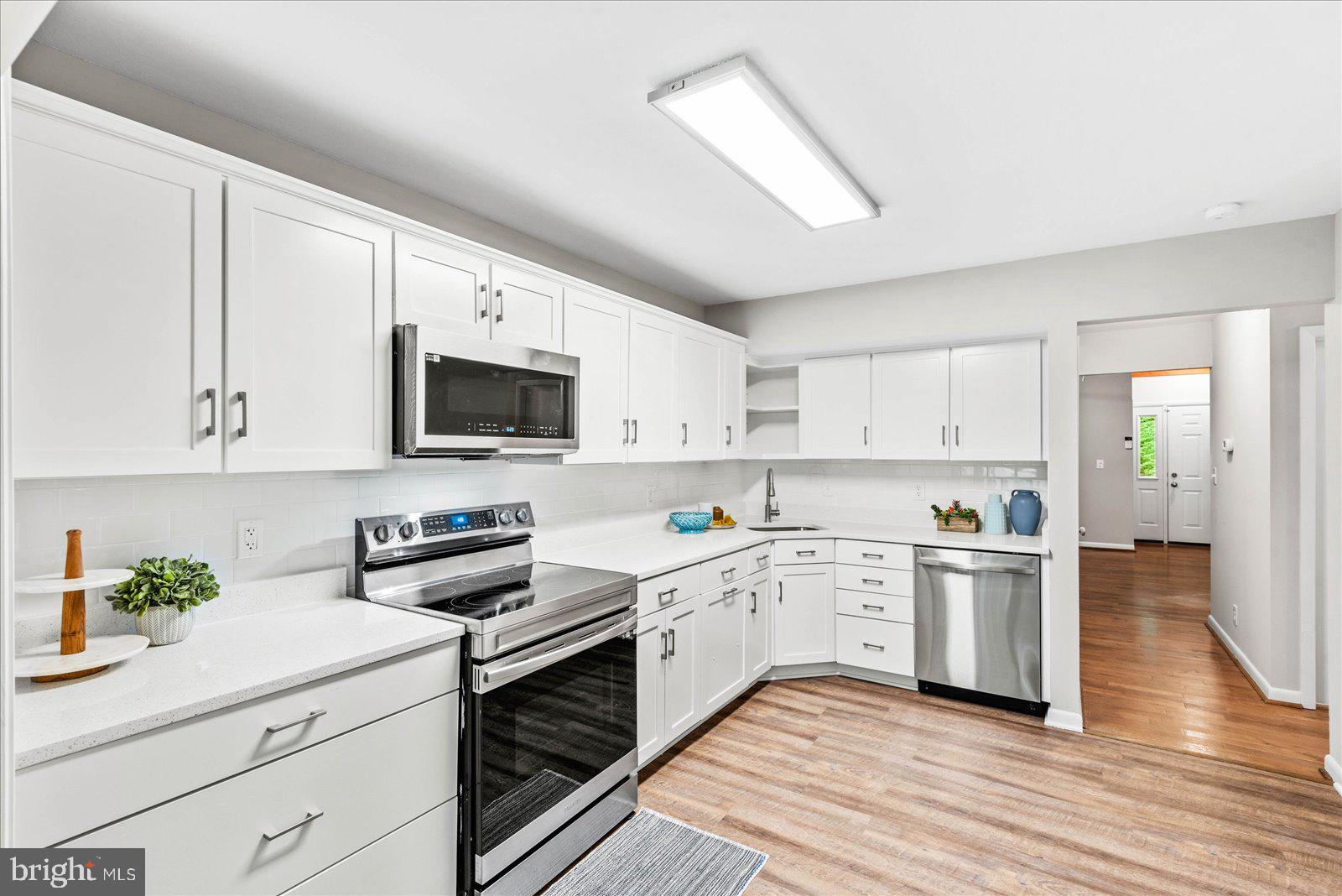 114 Spotslee Dr