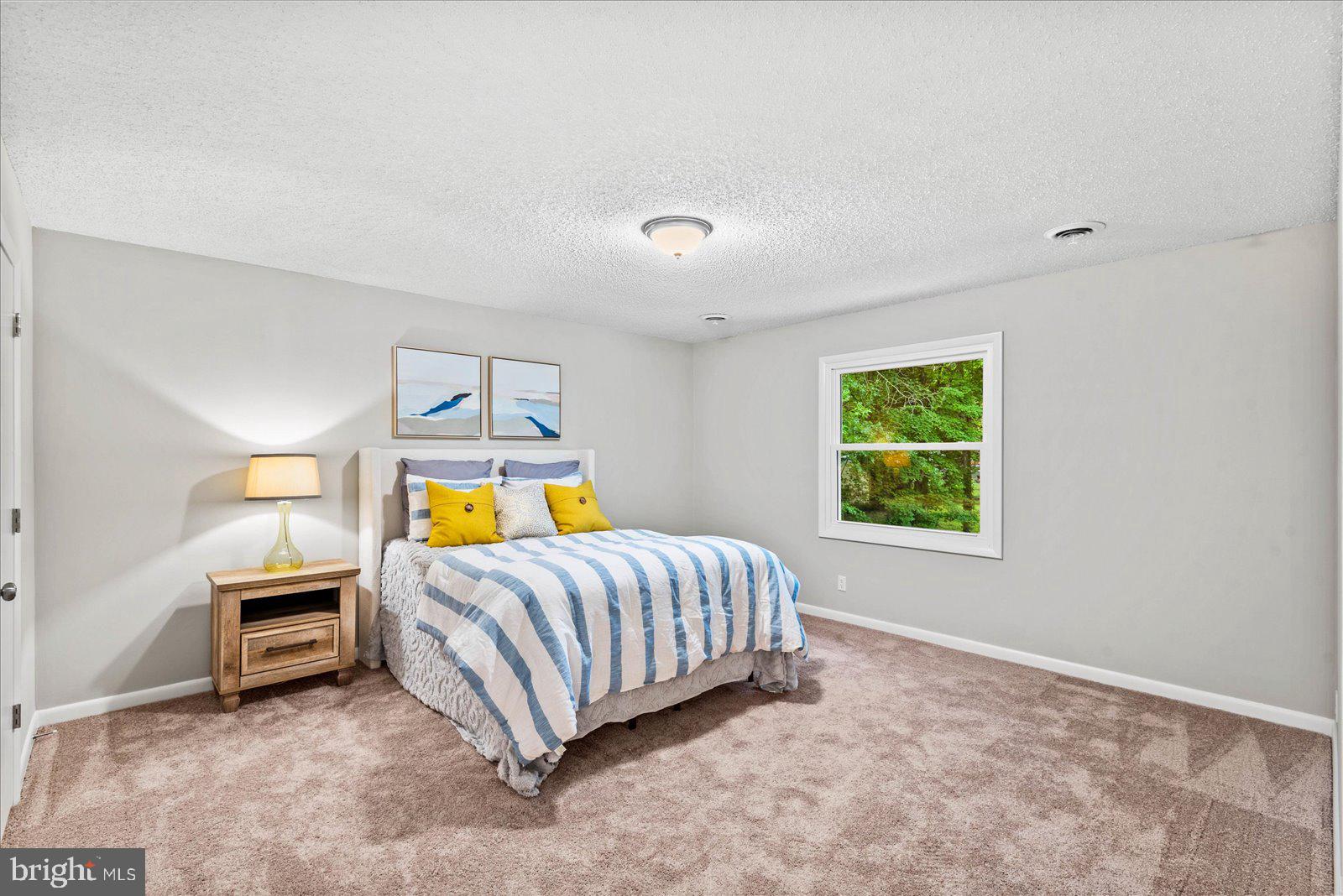 114 Spotslee Dr