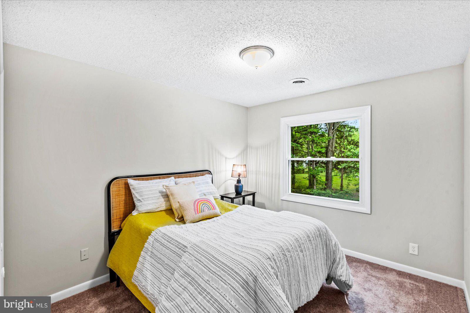 114 Spotslee Dr