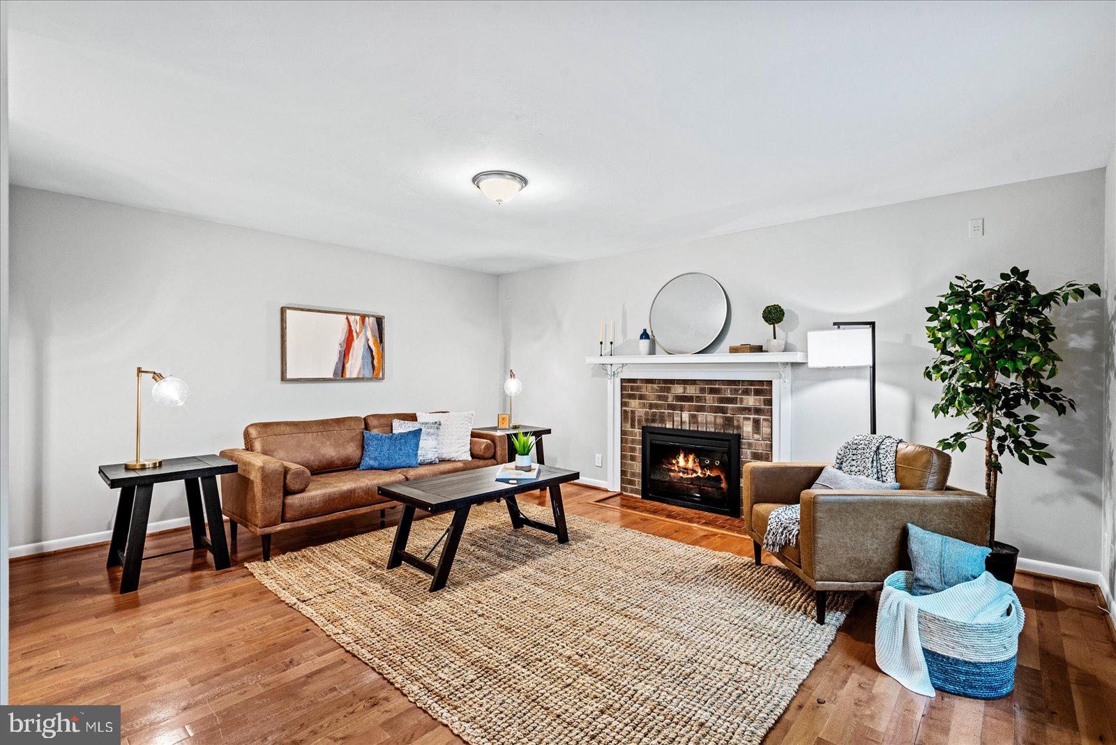 114 Spotslee Dr