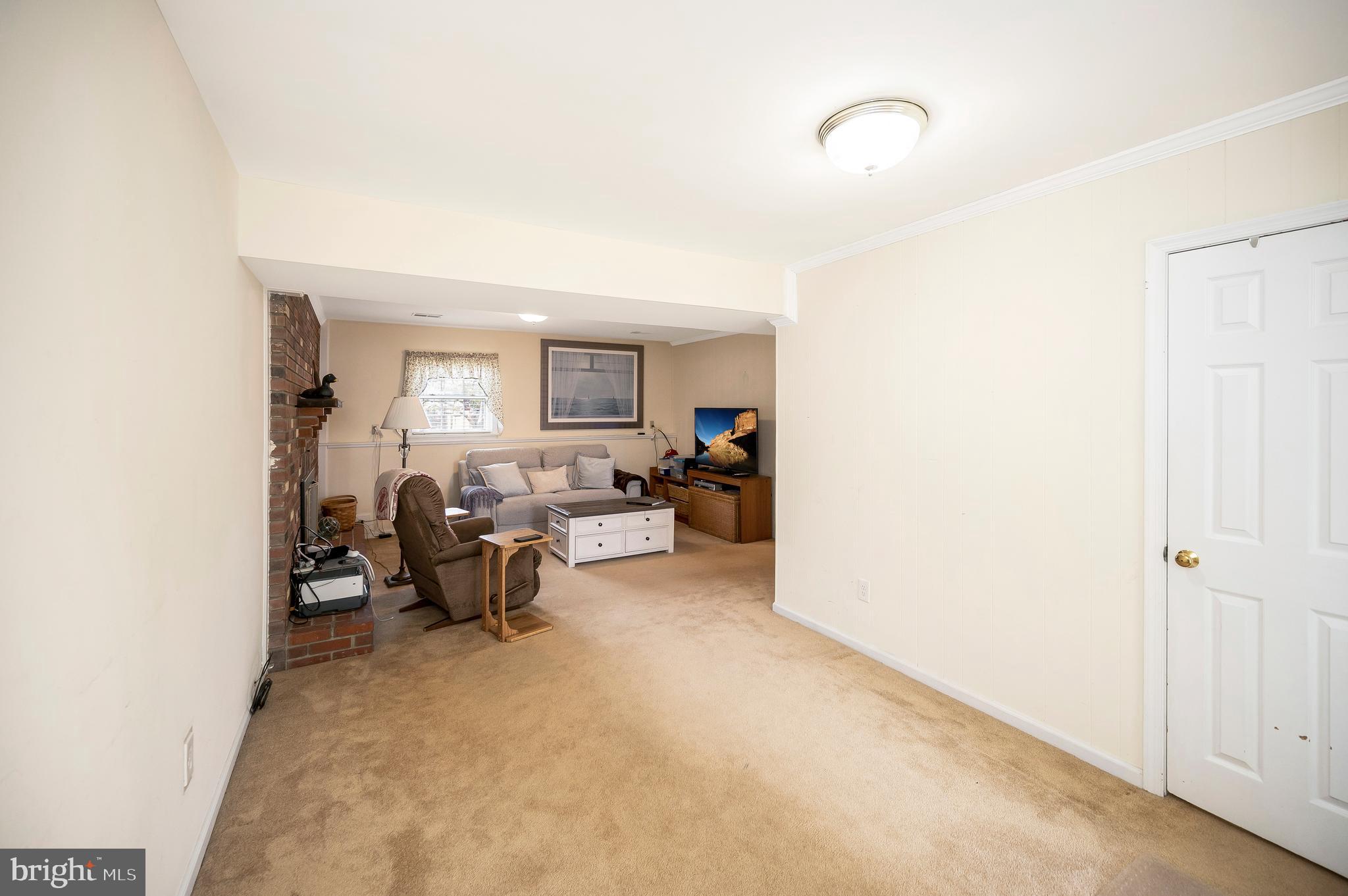 11907 Kennedy Ln