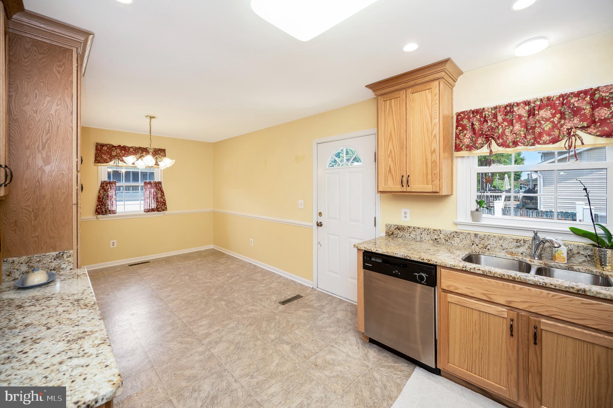 11907 Kennedy Ln