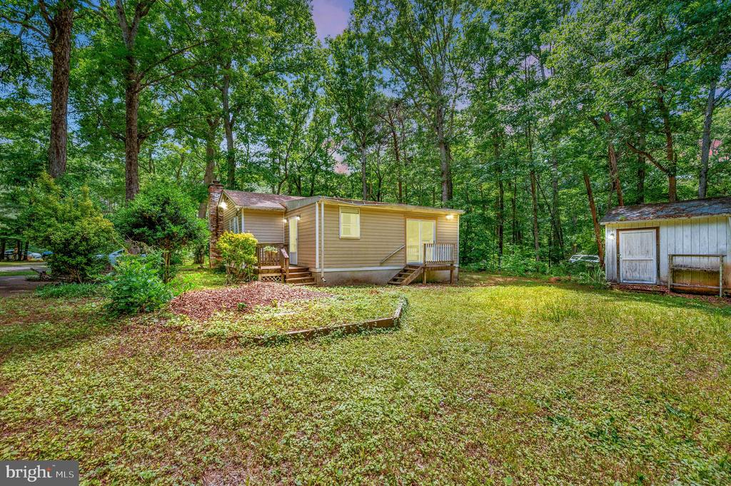 13709 Black Meadow Rd