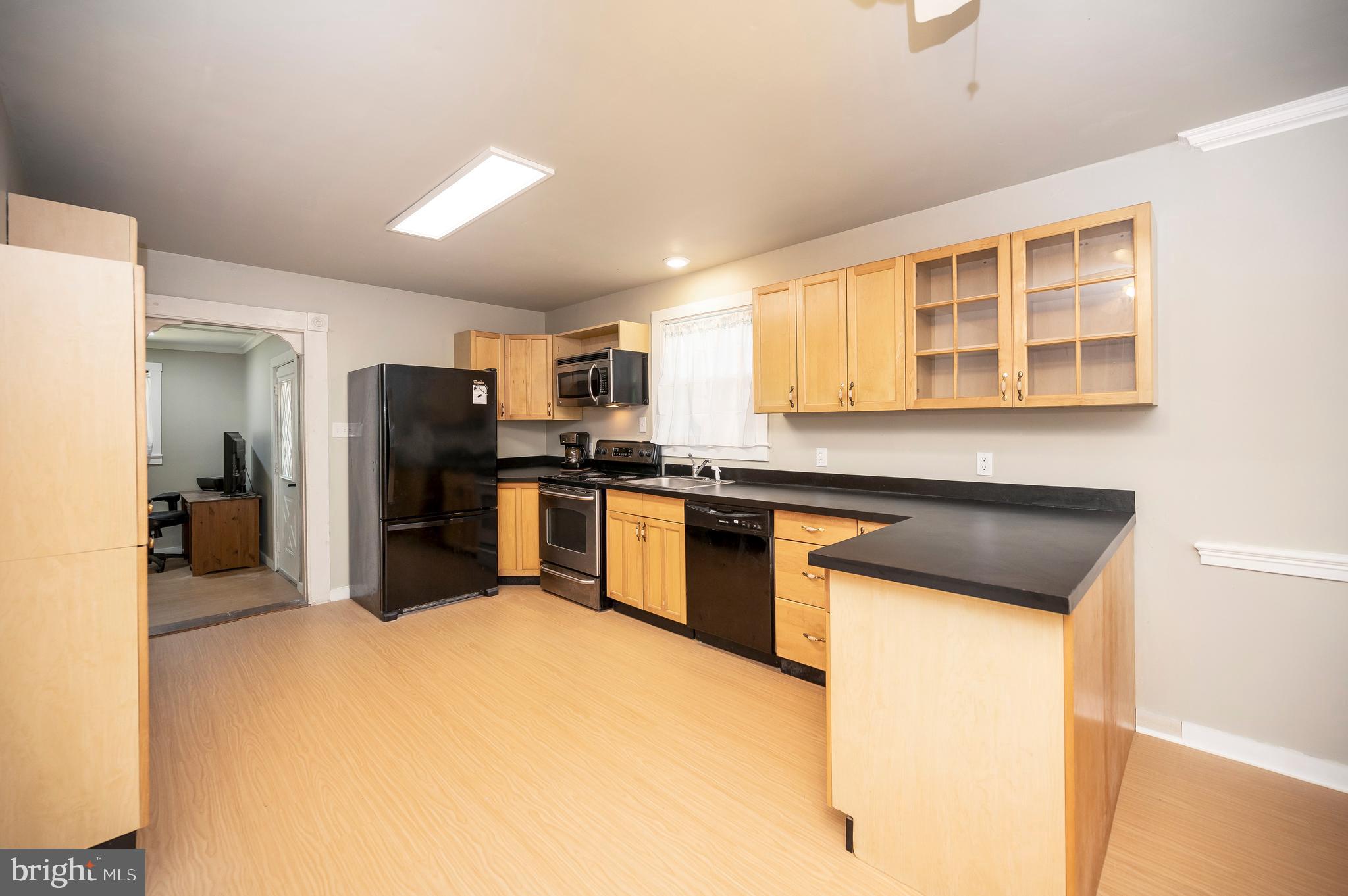 13709 Black Meadow Rd