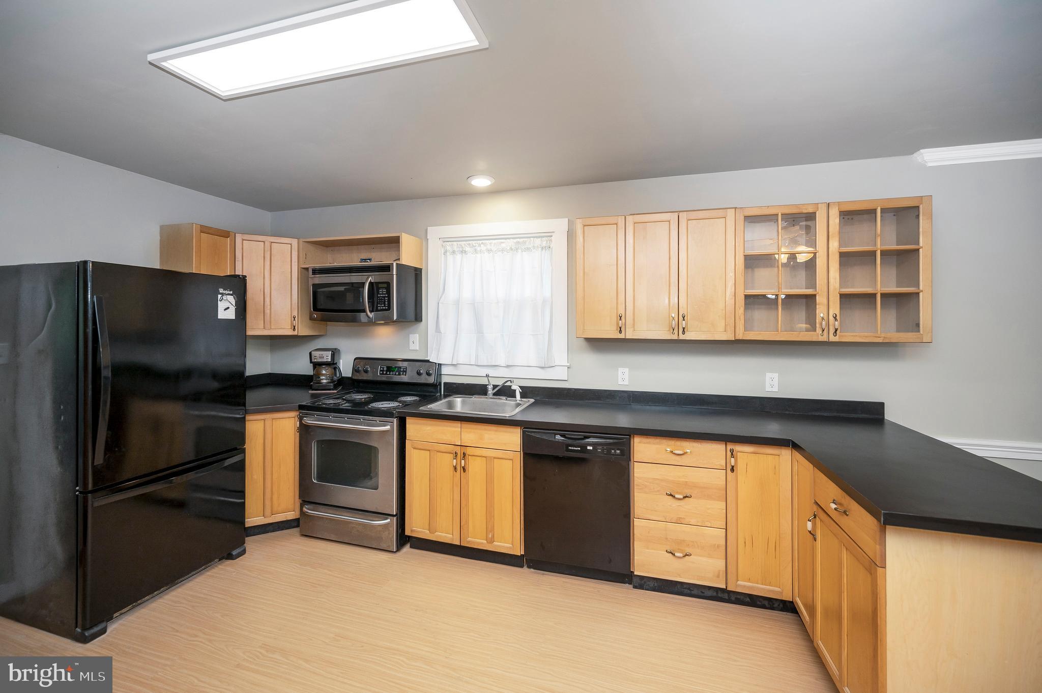 13709 Black Meadow Rd