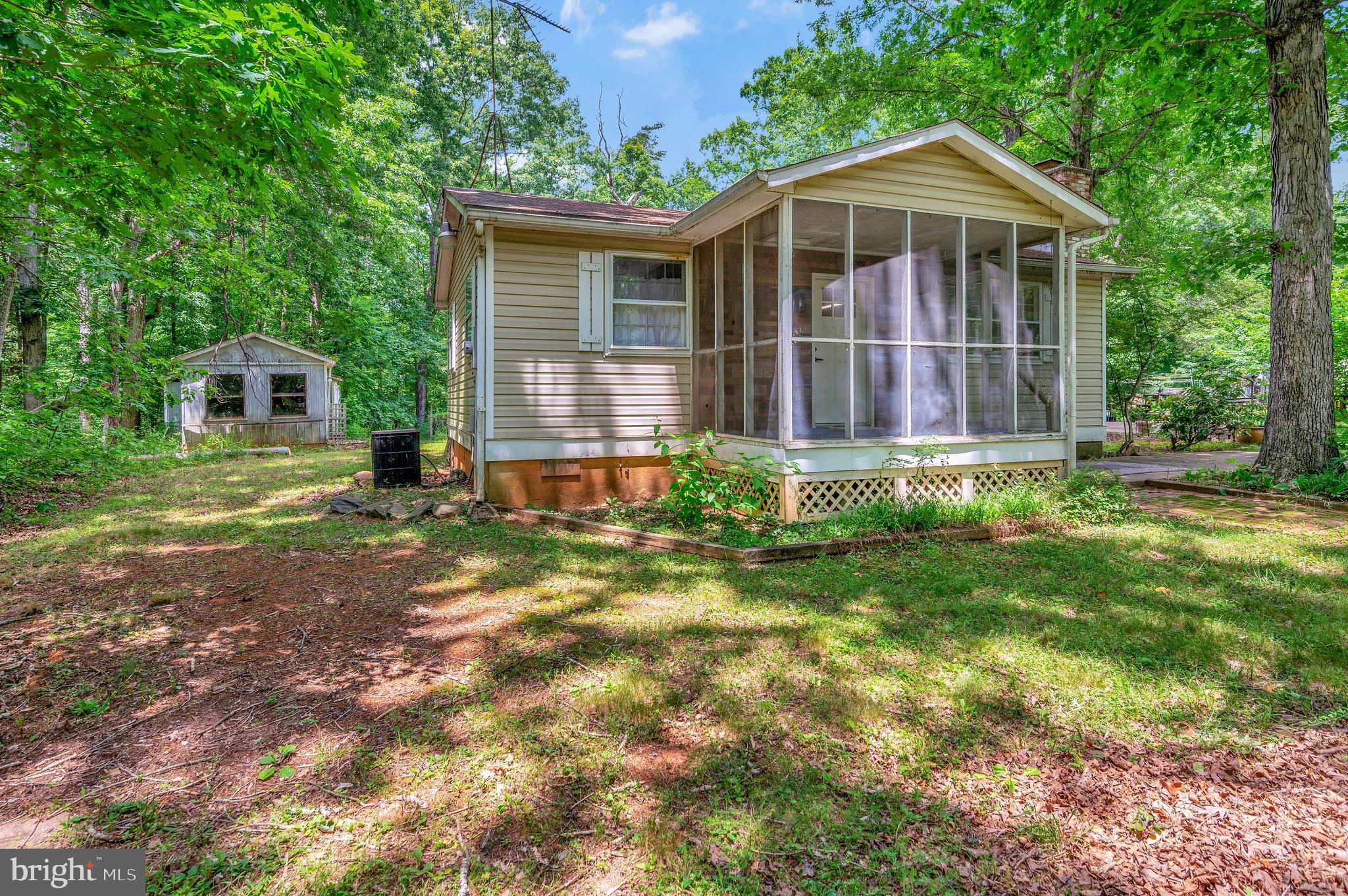 13709 Black Meadow Rd