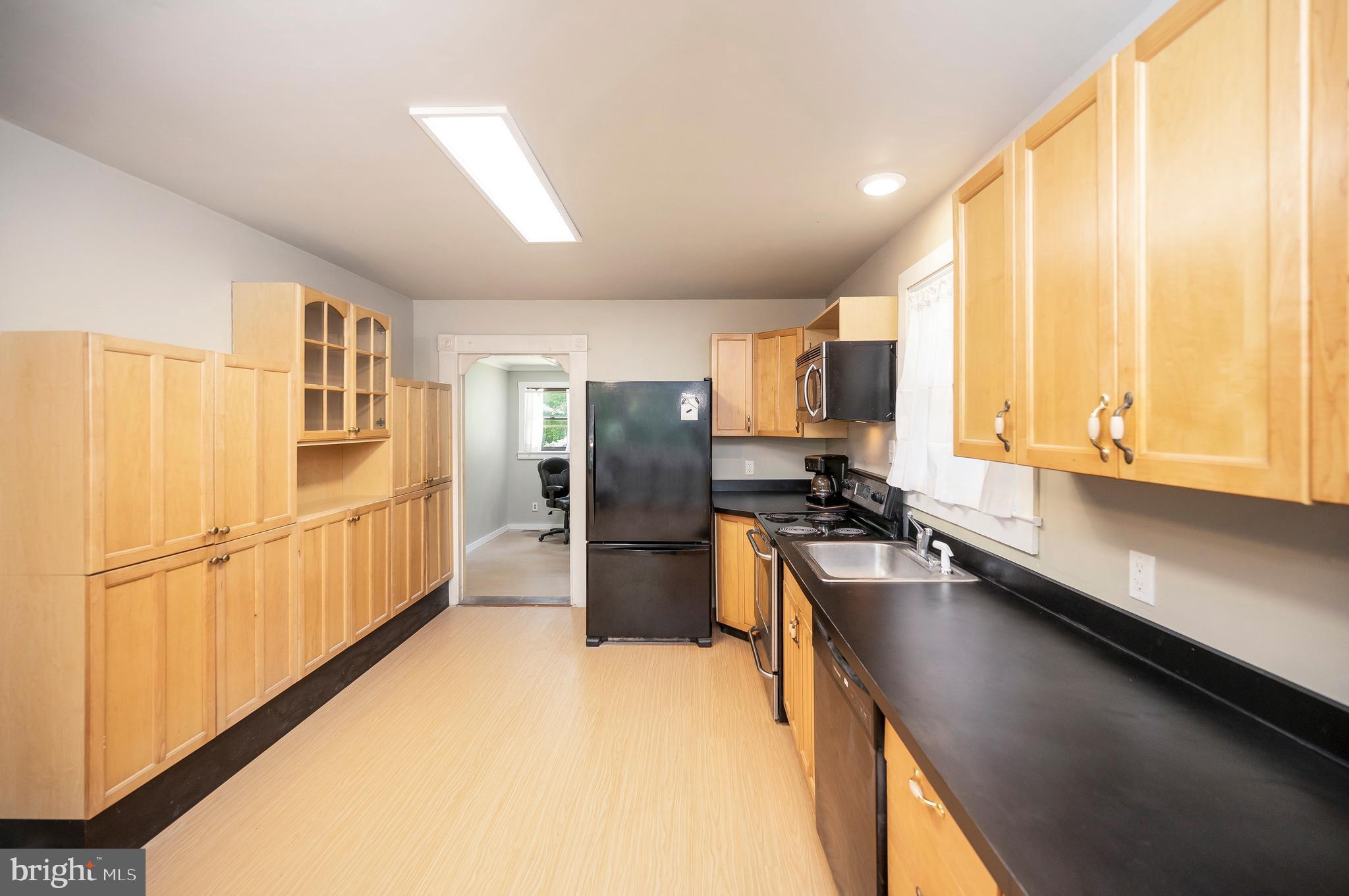 13709 Black Meadow Rd
