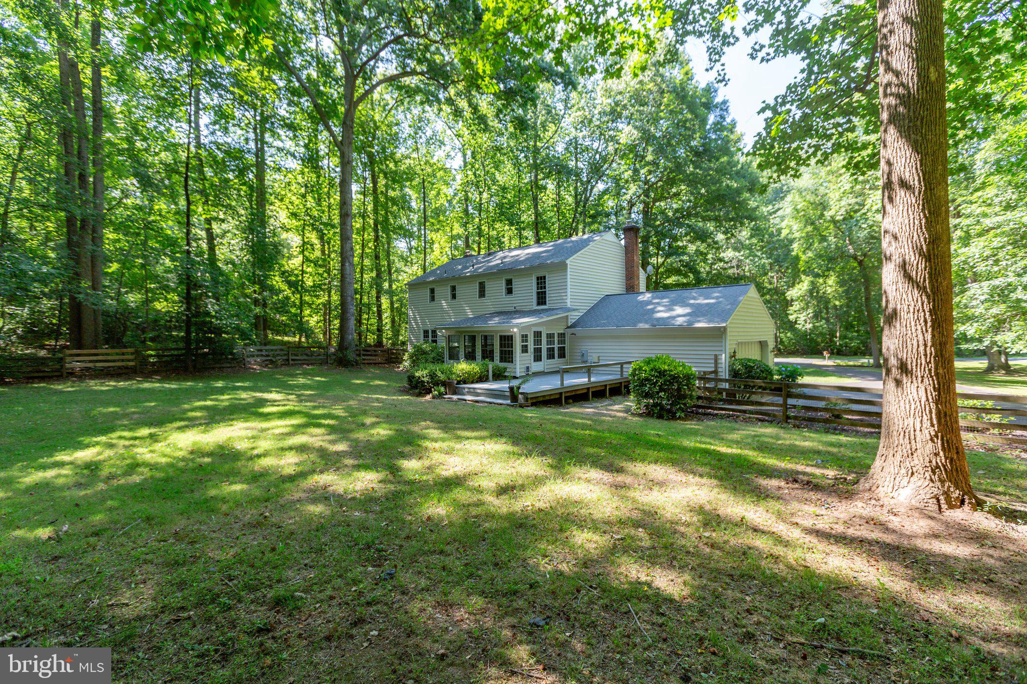 109 Broadfield Ln