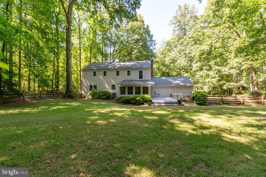 109 Broadfield Ln