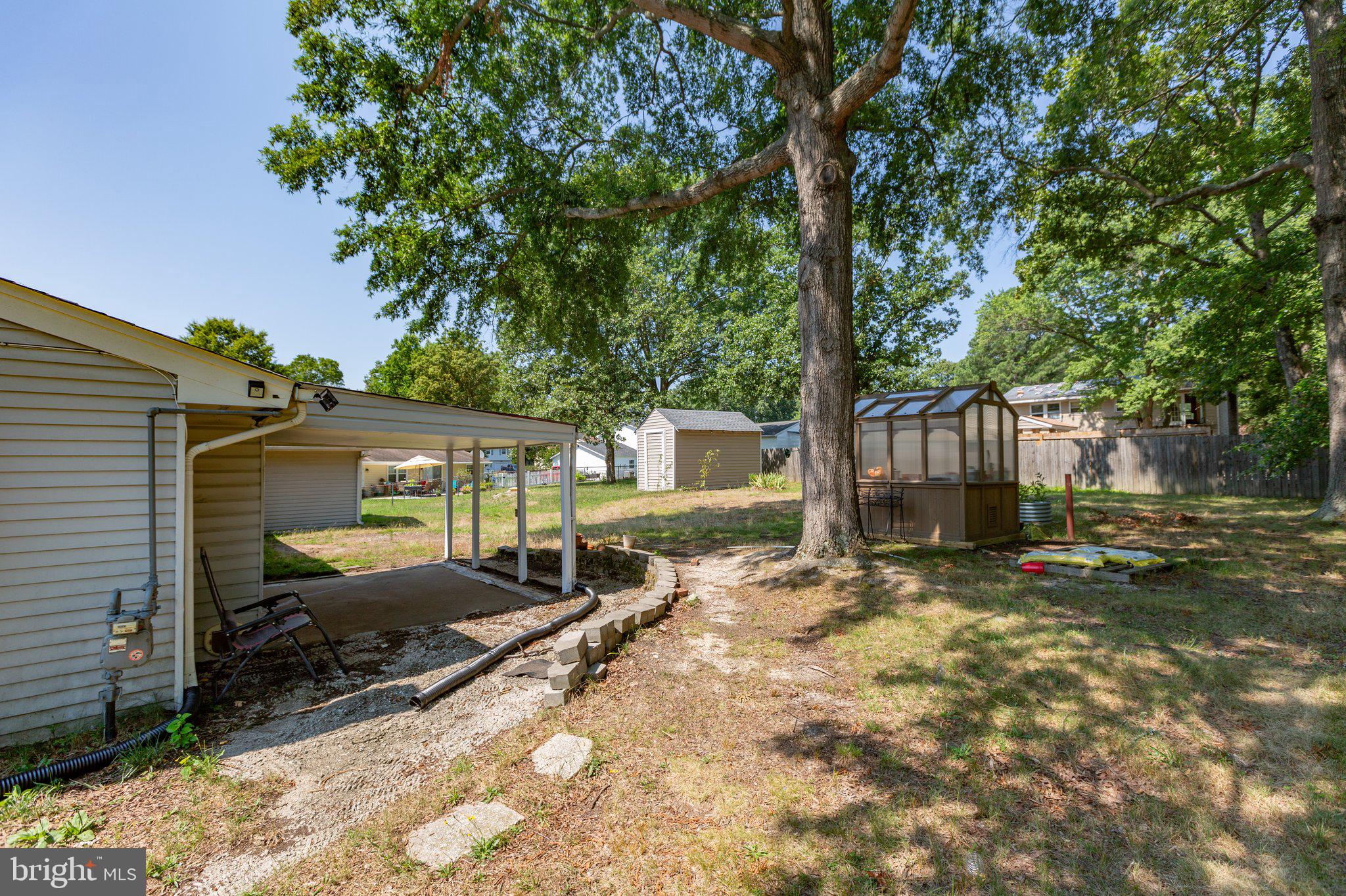3211 Waverly Dr