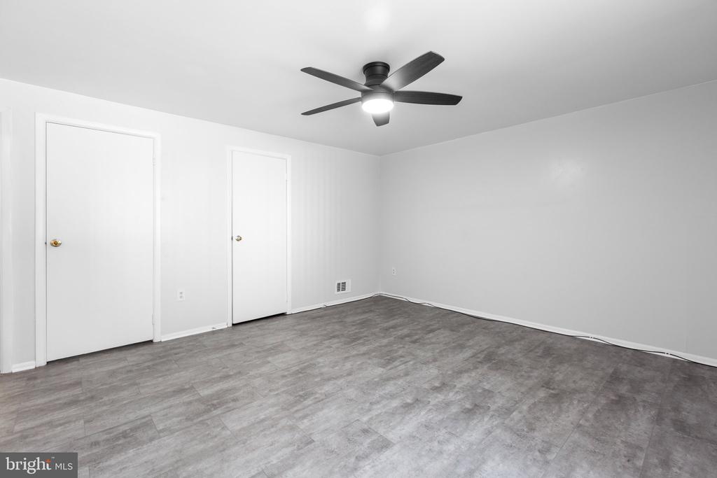 3211 Waverly Dr