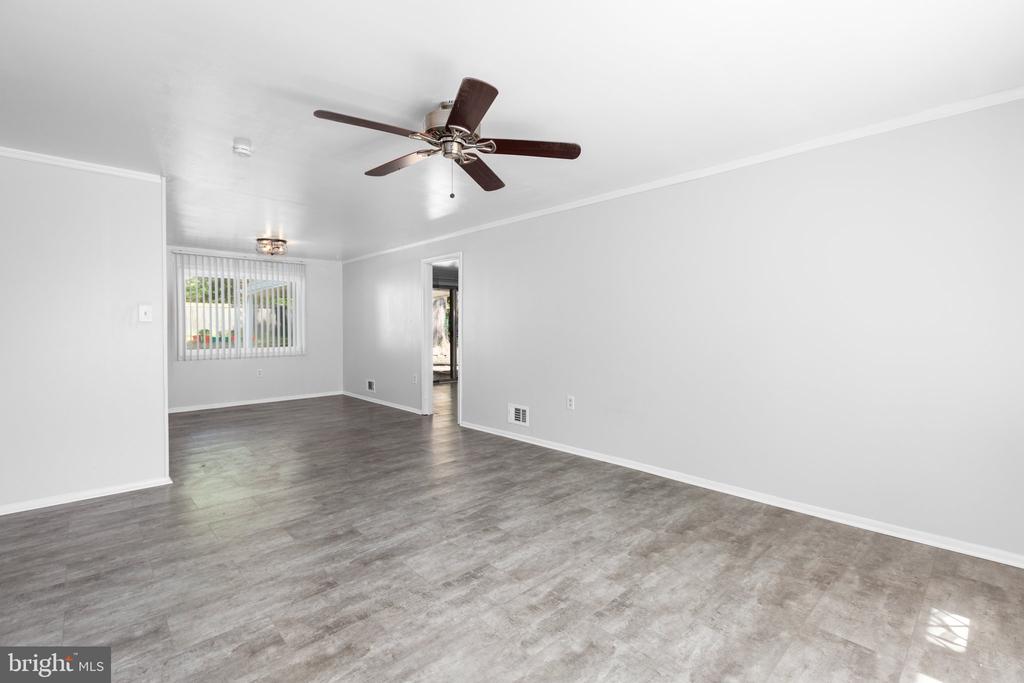 3211 Waverly Dr