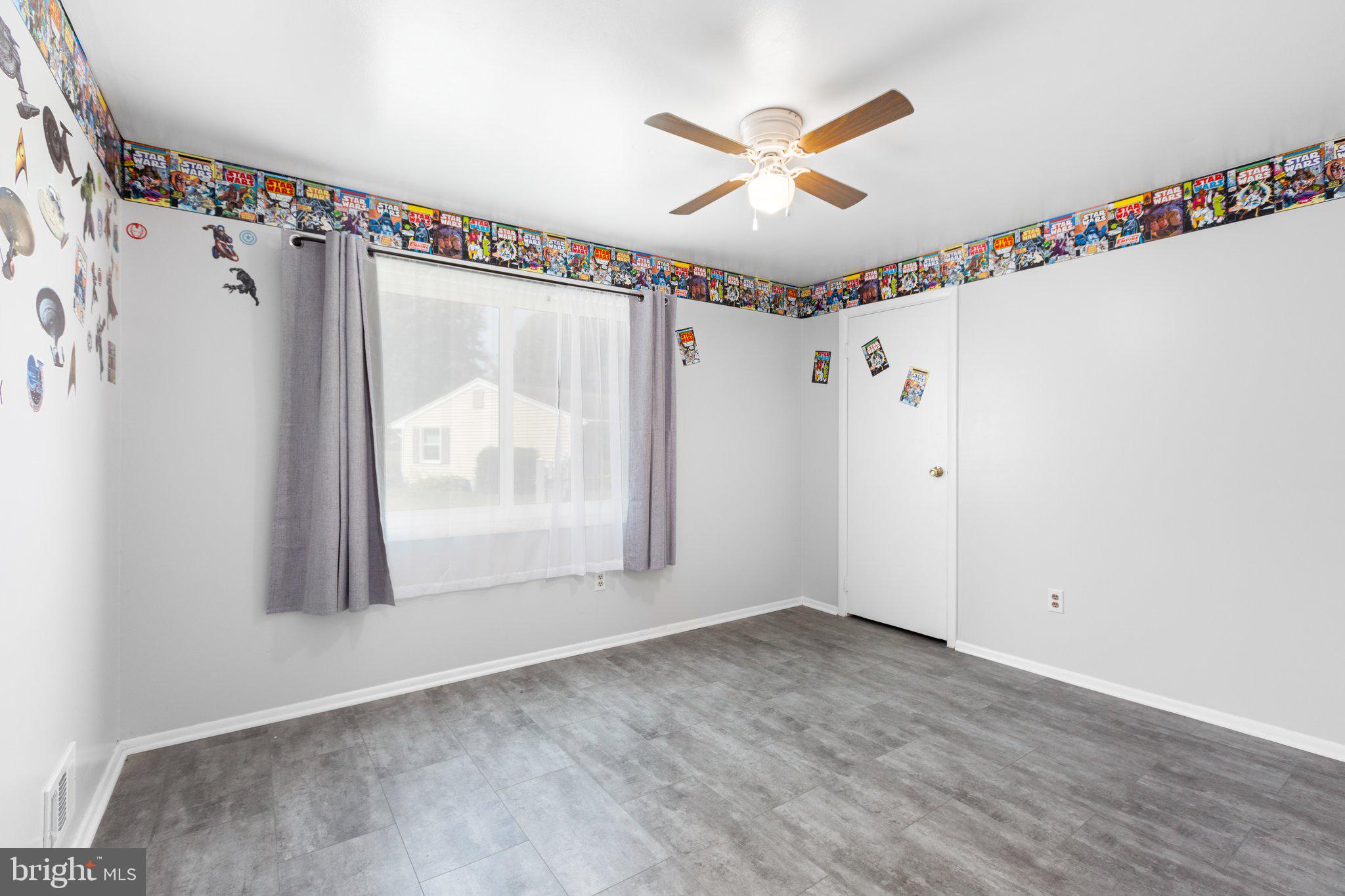 3211 Waverly Dr