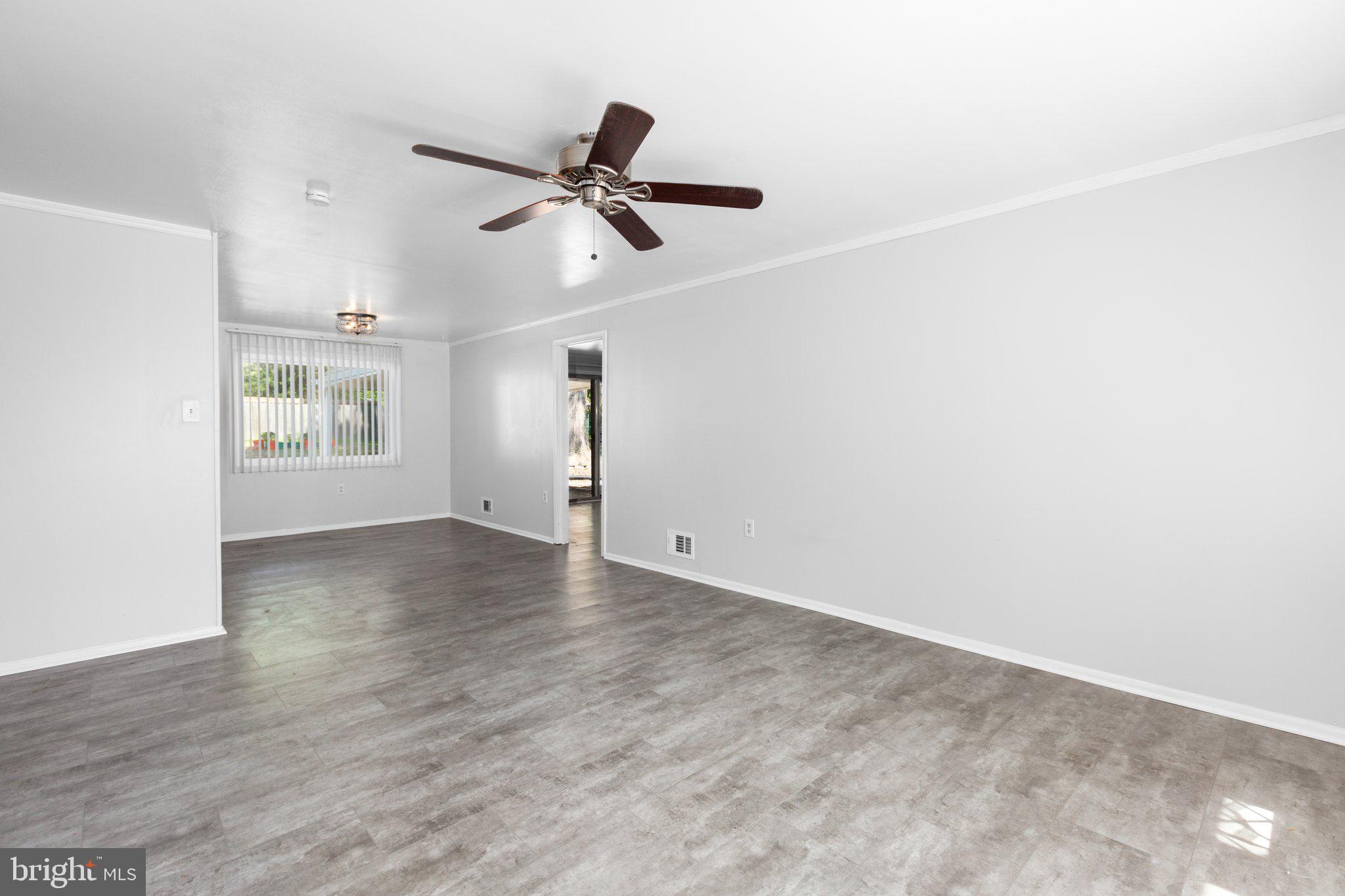 3211 Waverly Dr