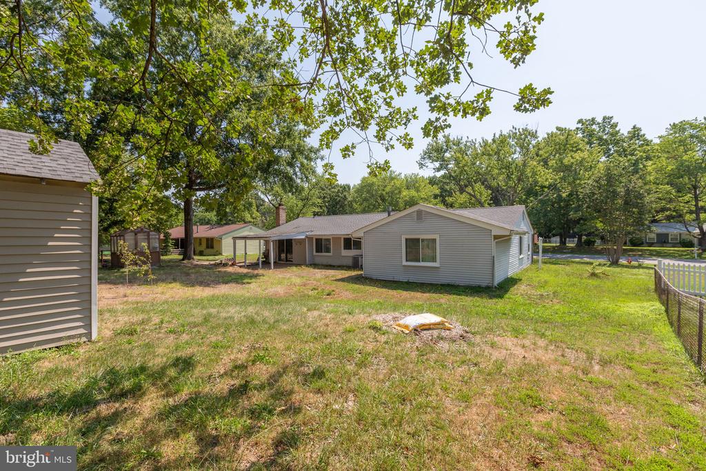 3211 Waverly Dr