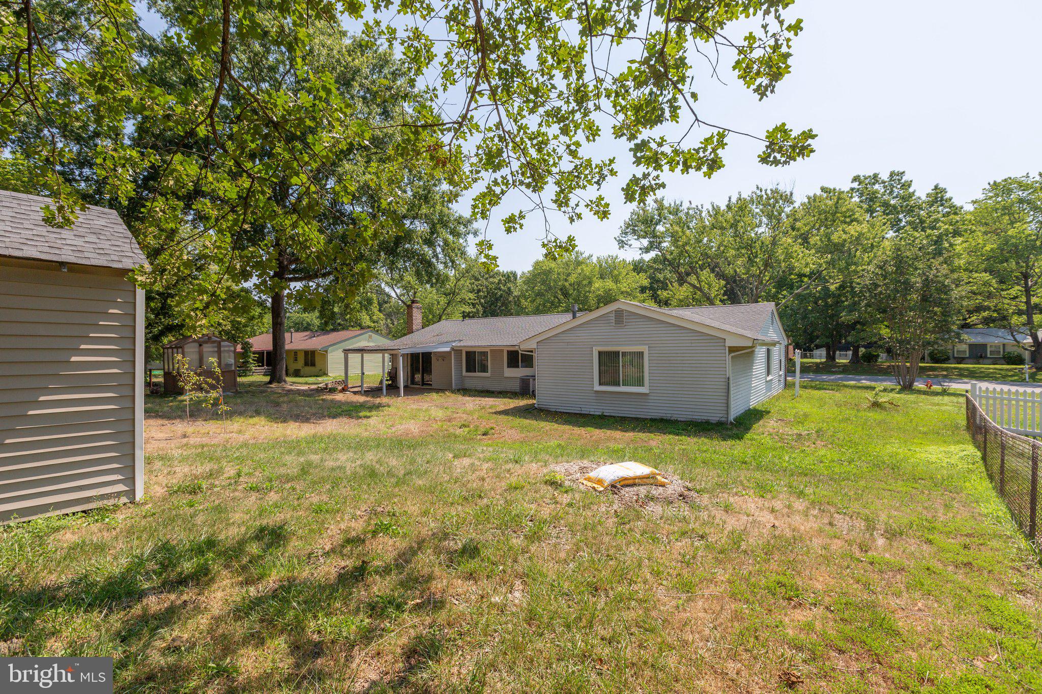 3211 Waverly Dr