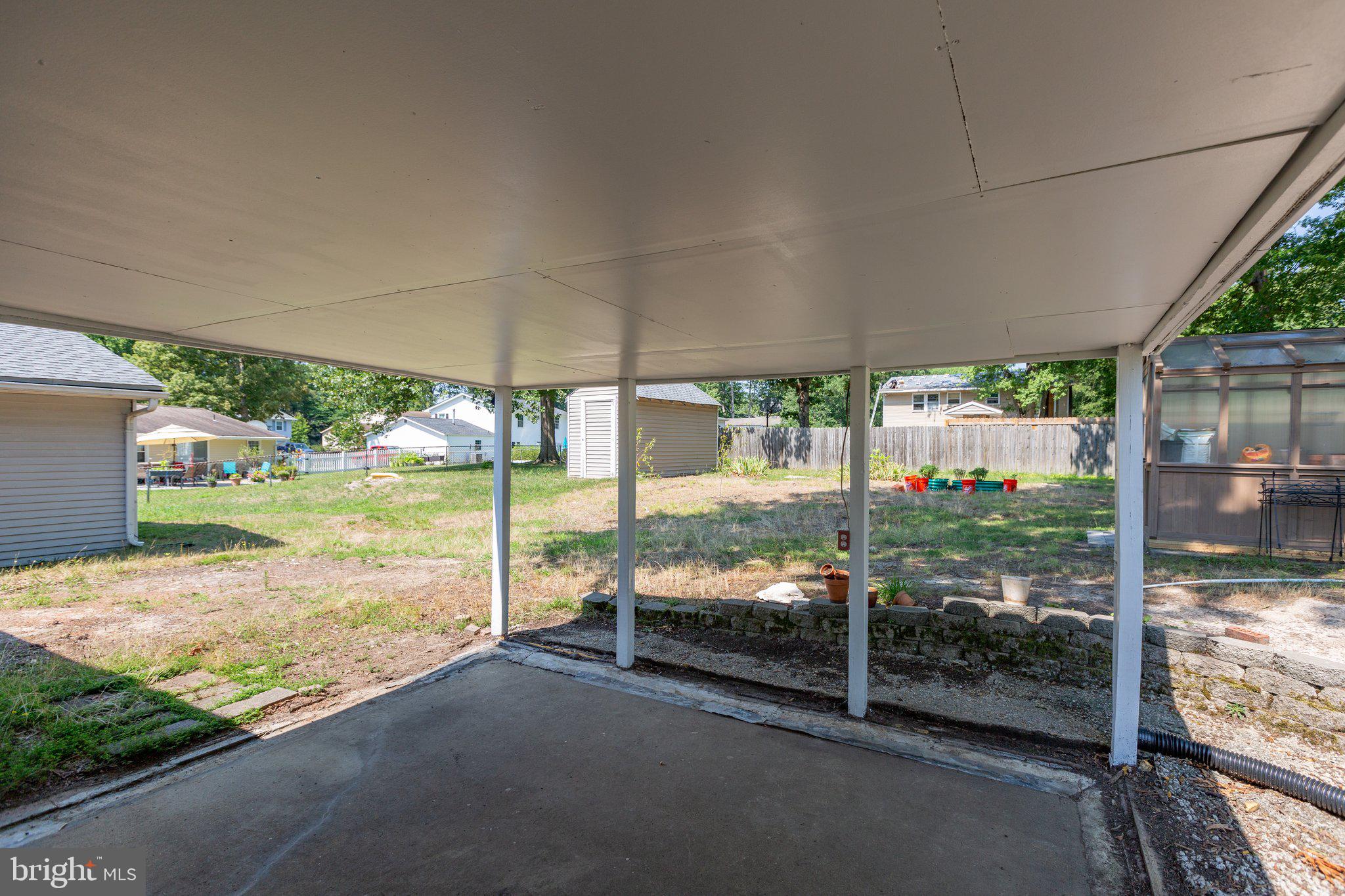 3211 Waverly Dr