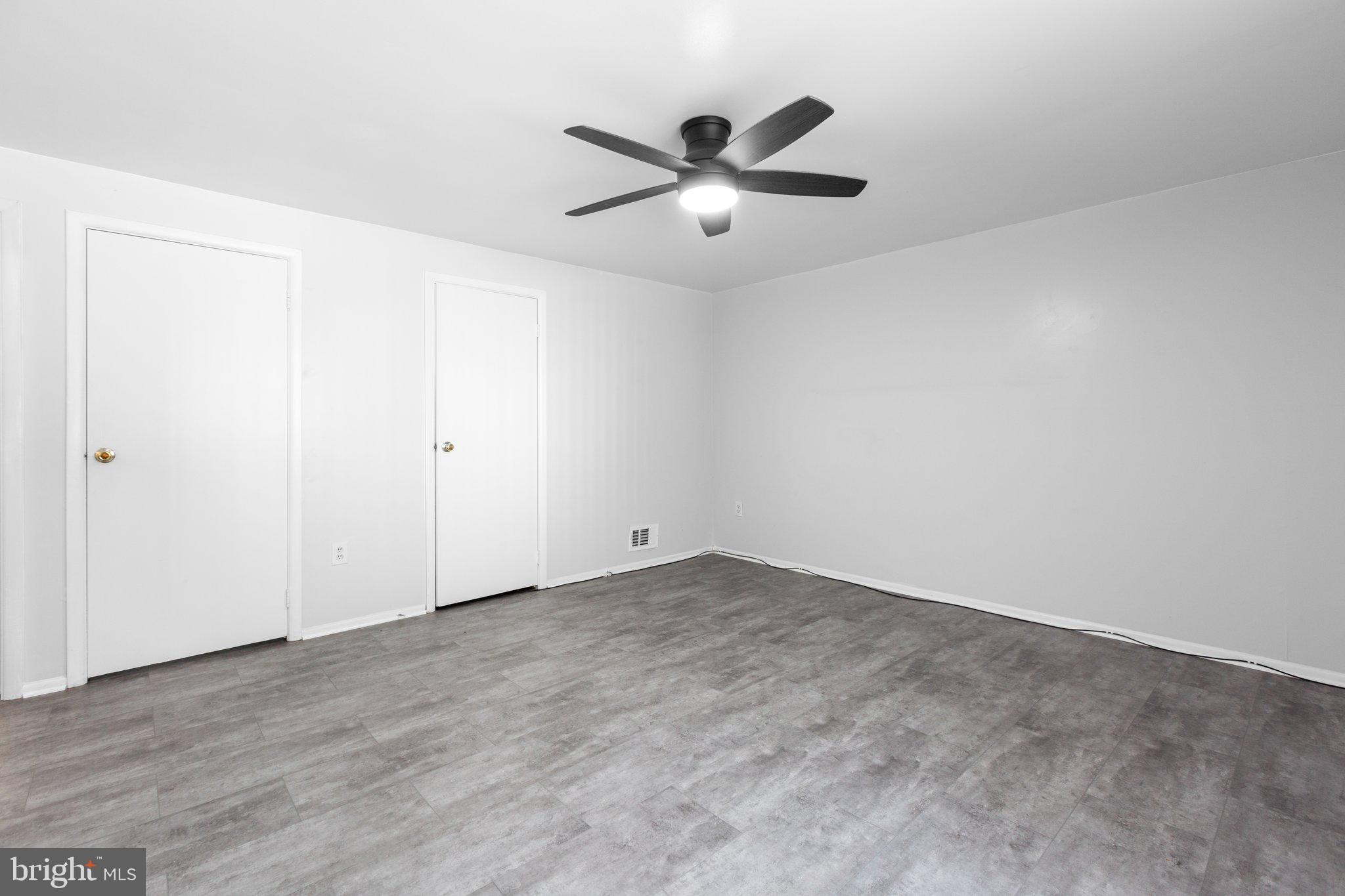 3211 Waverly Dr