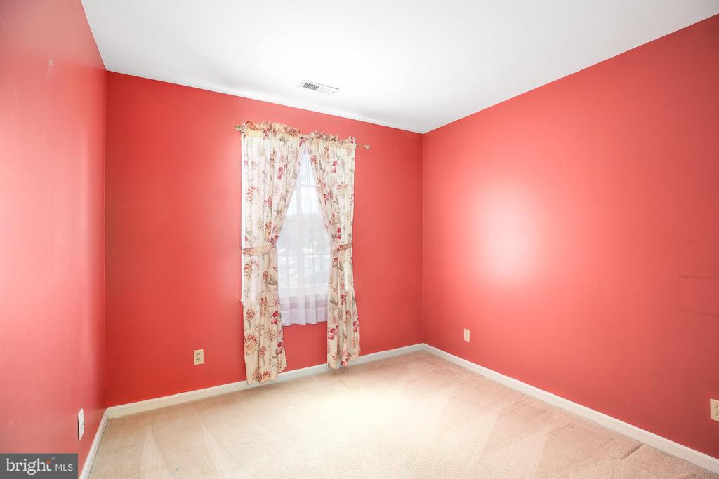 9901 Dominion Forest Cir