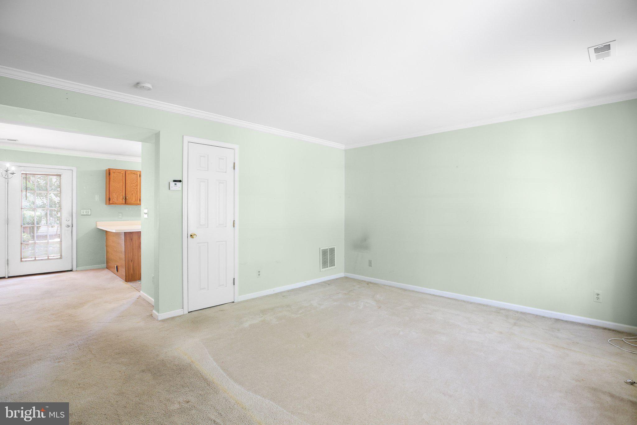 9901 Dominion Forest Cir