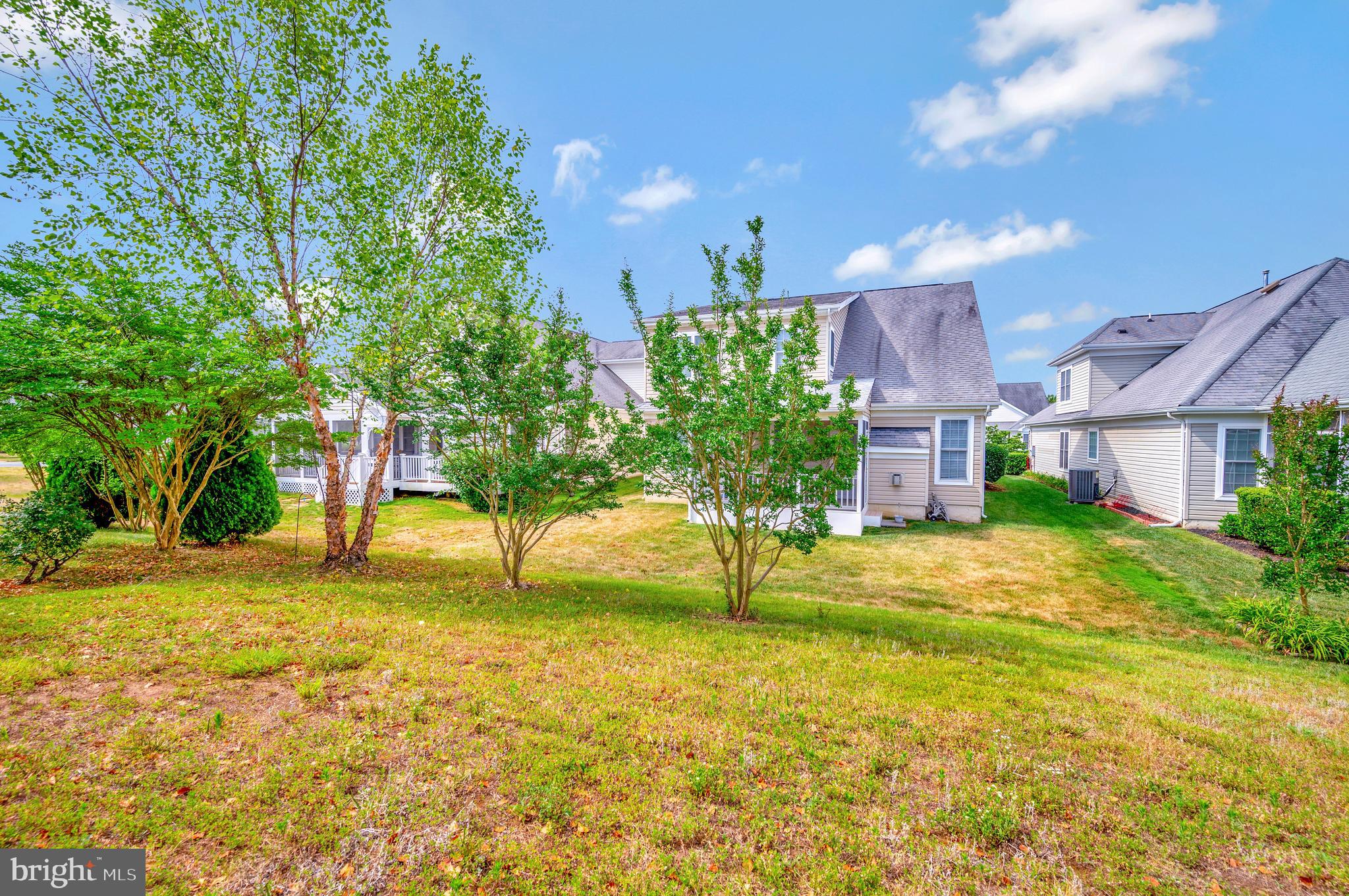 5702 W Kesslers Xing
