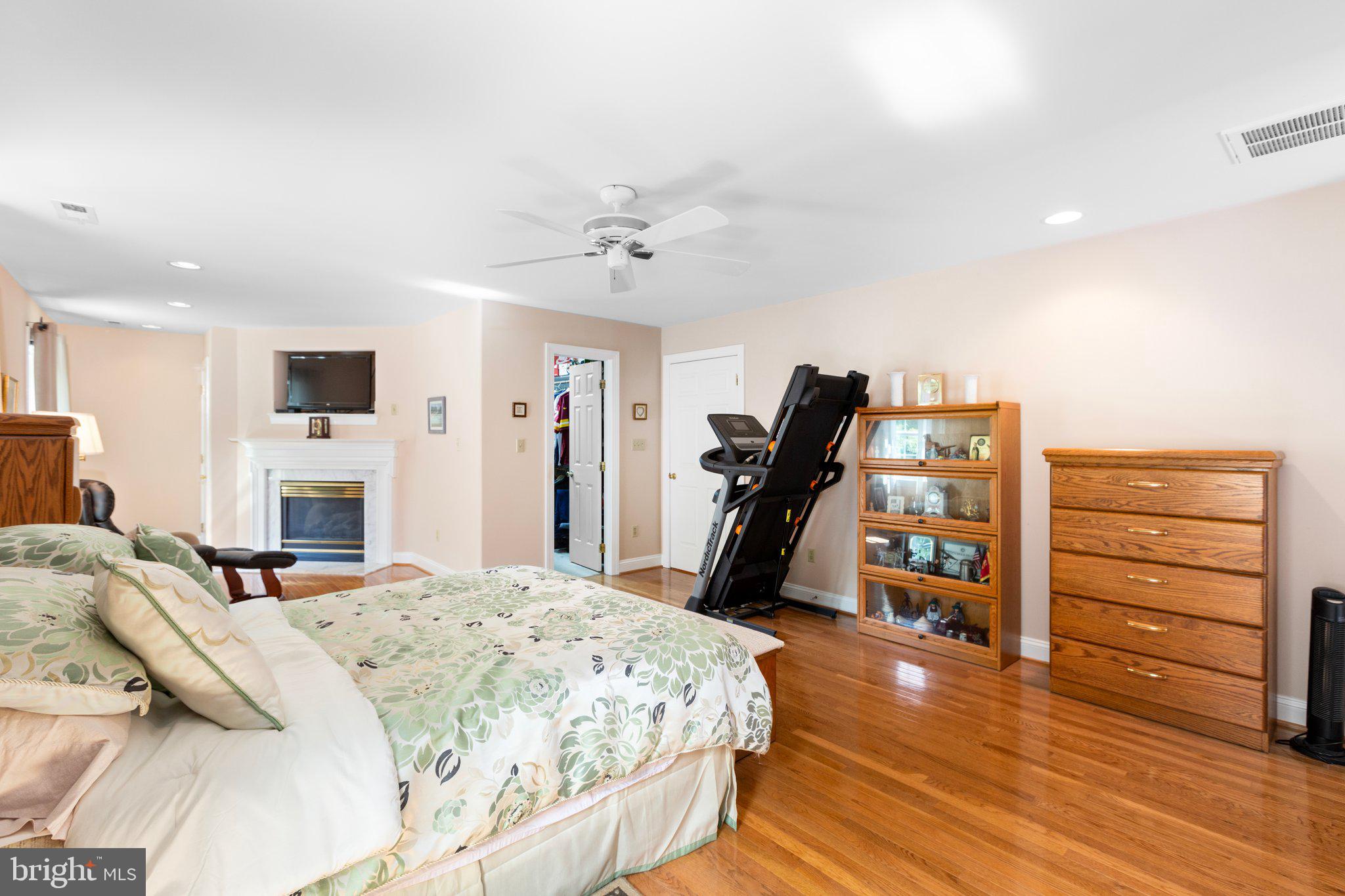 3912 Corbin Hall Ln