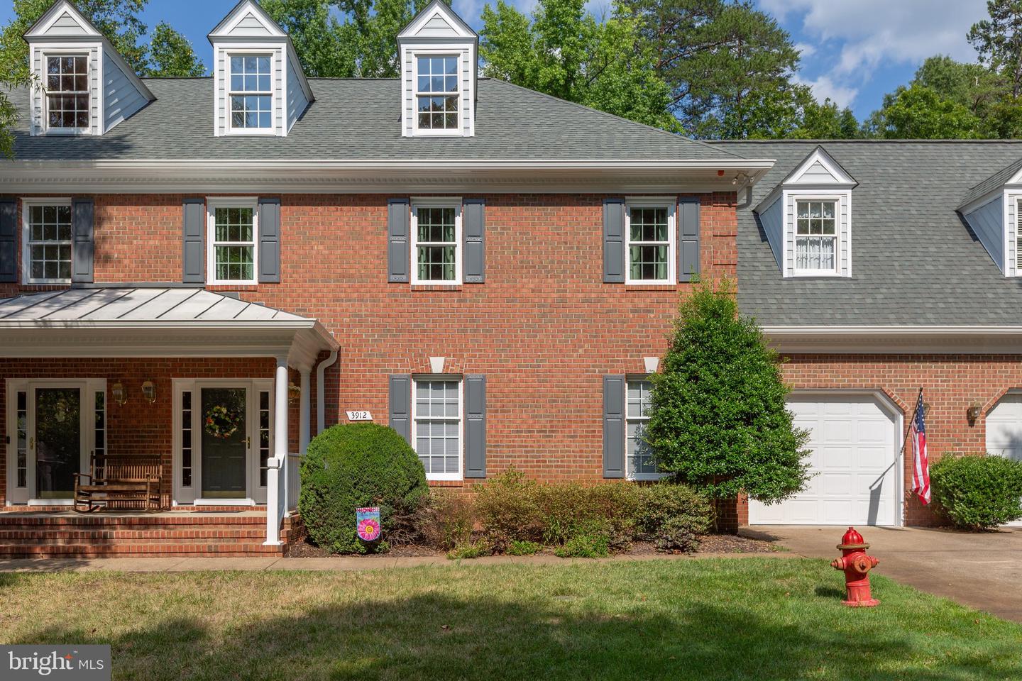 3912 Corbin Hall Ln