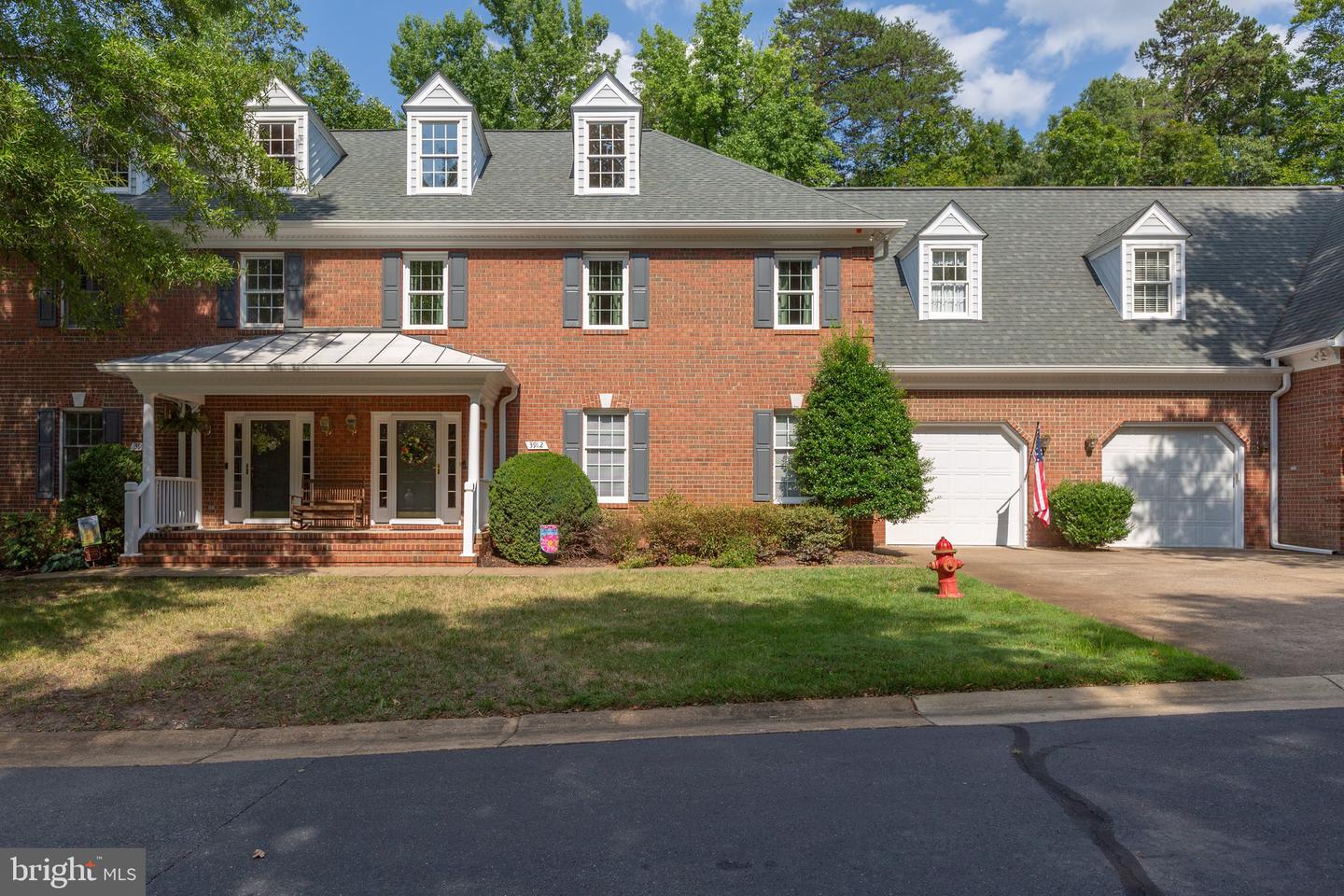 3912 Corbin Hall Ln
