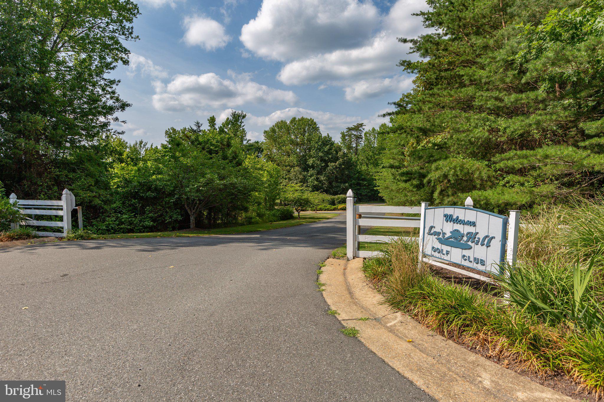 3912 Corbin Hall Ln