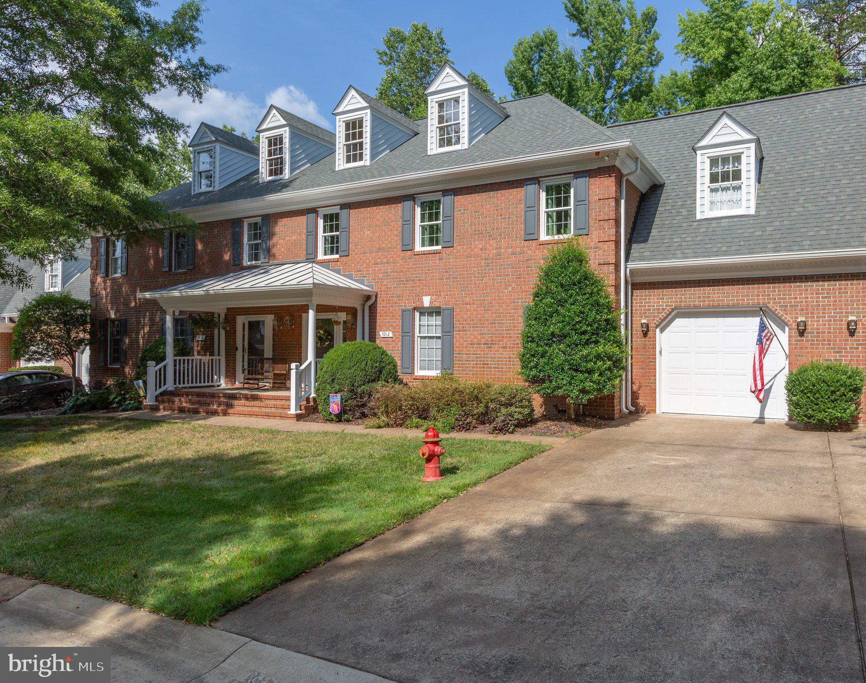 3912 Corbin Hall Ln