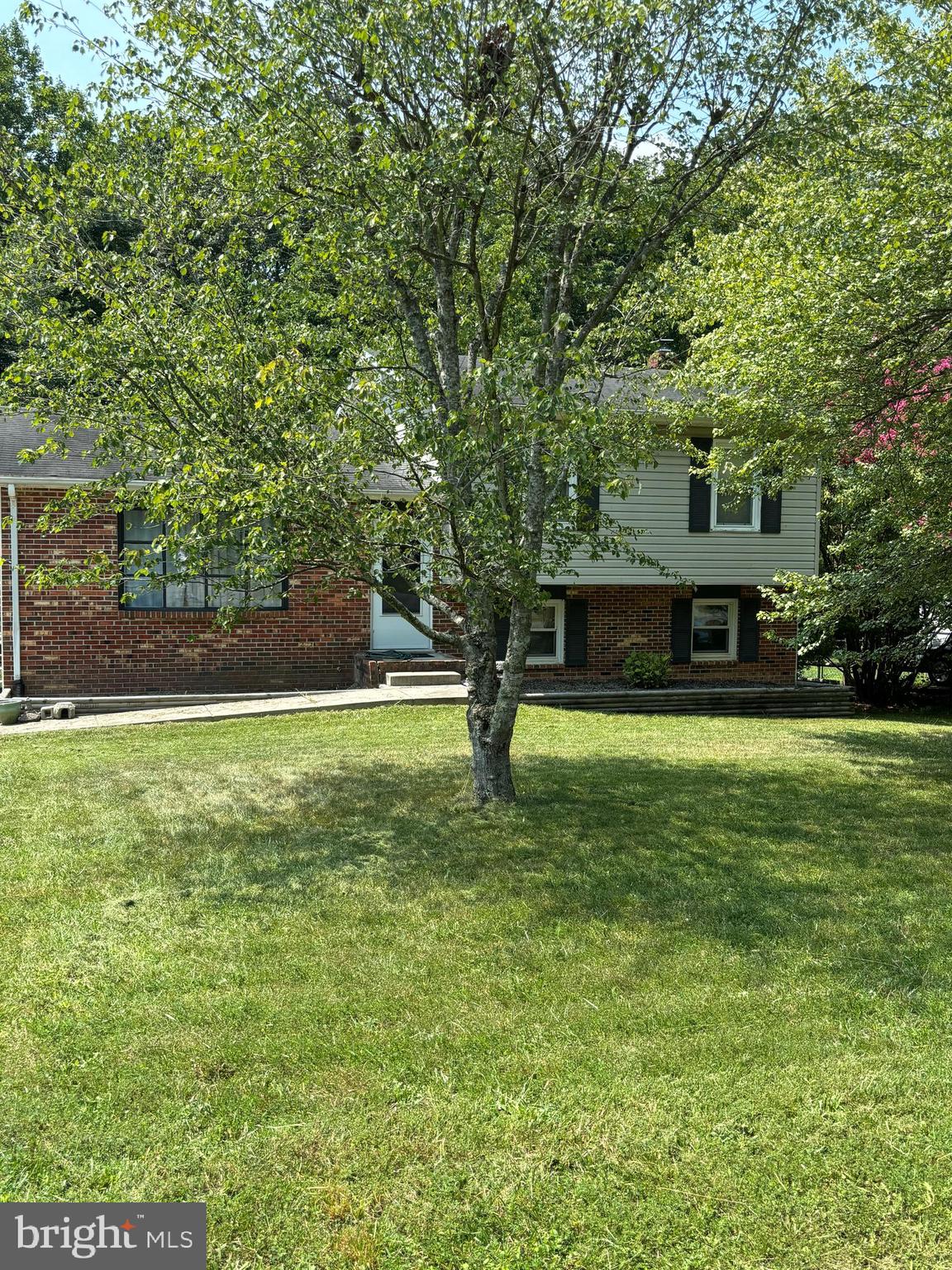 404 Cleveland Ct