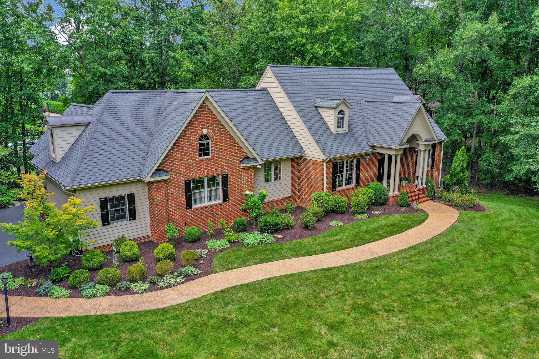 10822 Perrin Cir