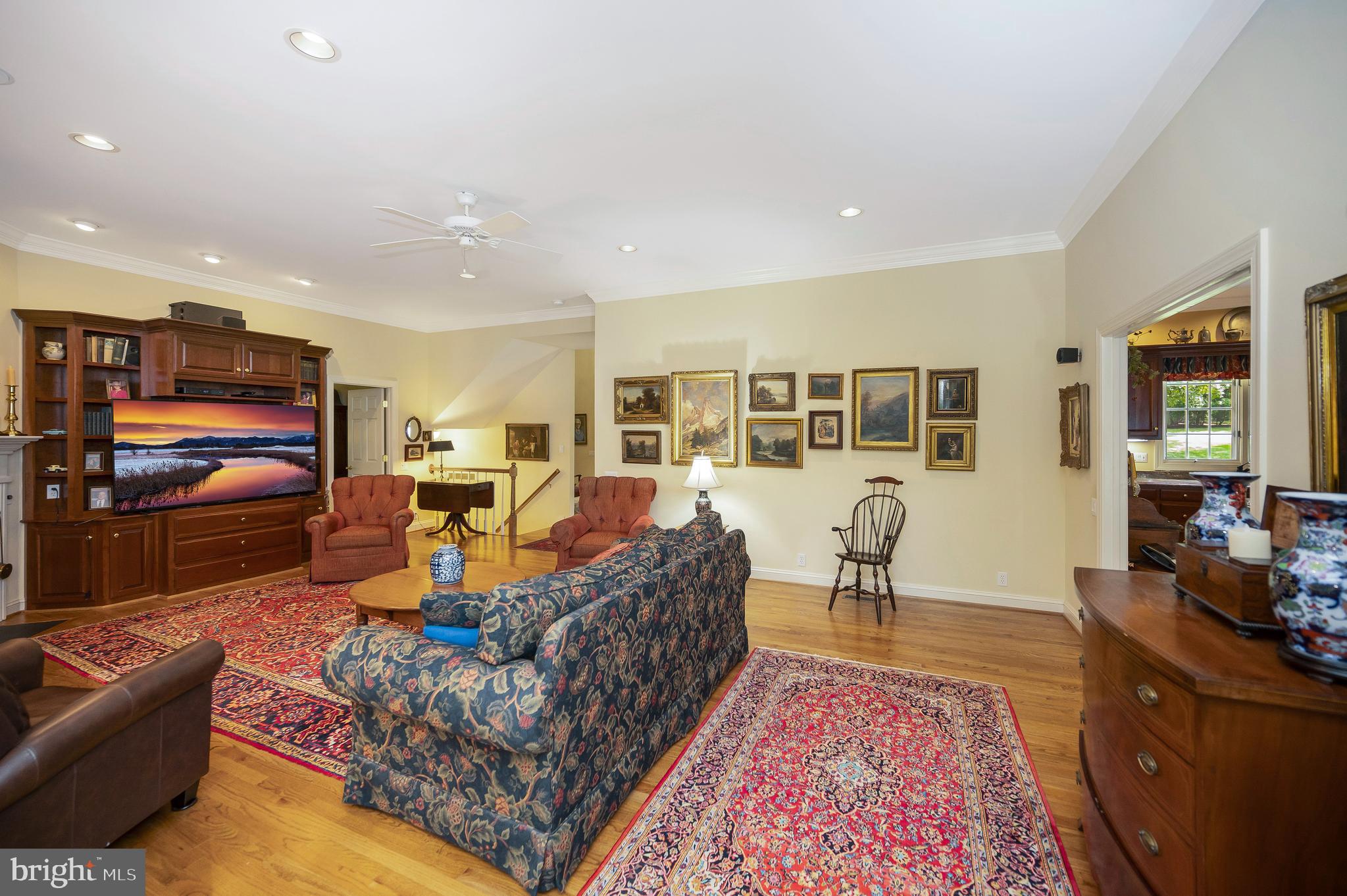 10822 Perrin Cir