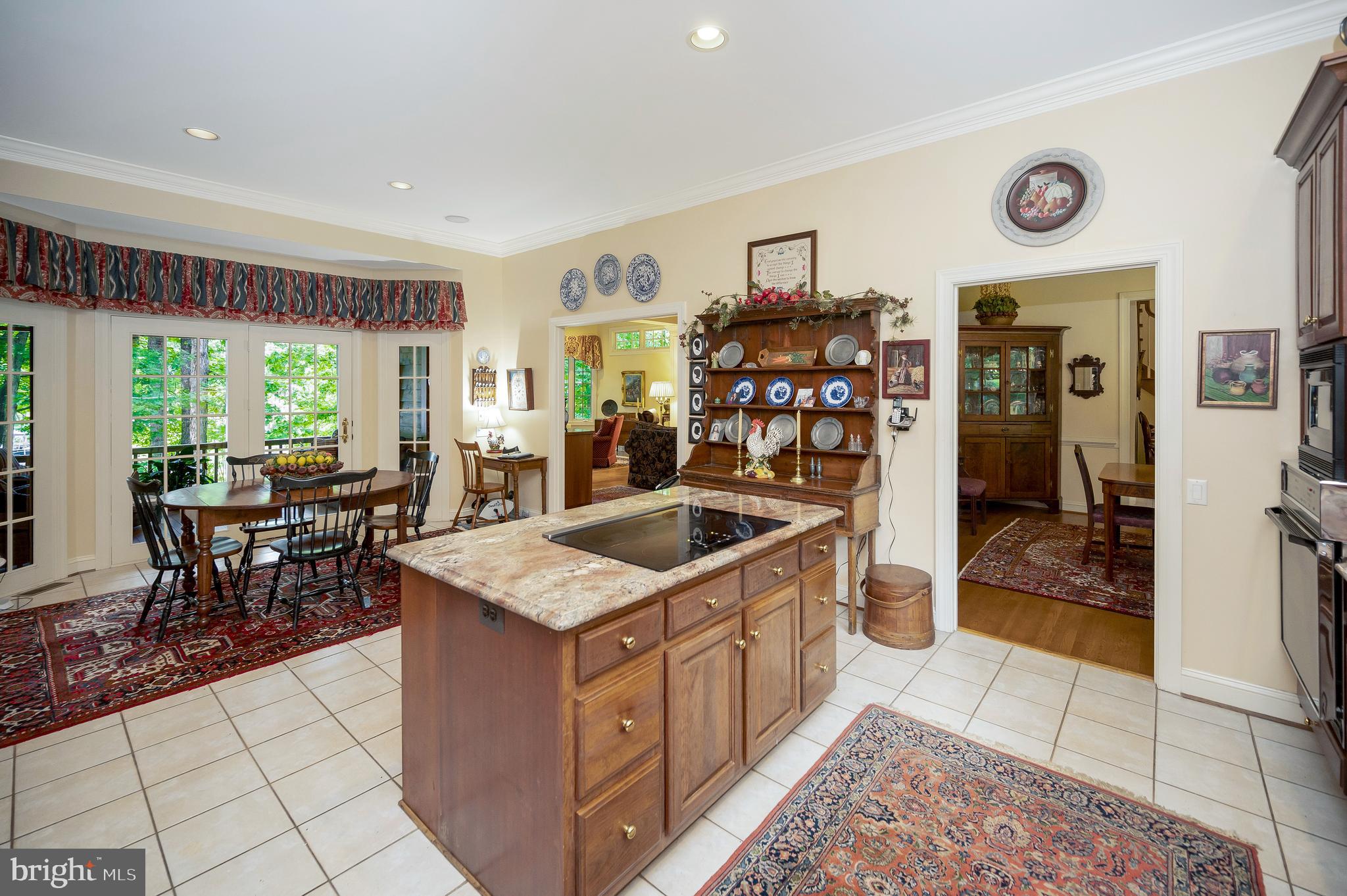 10822 Perrin Cir