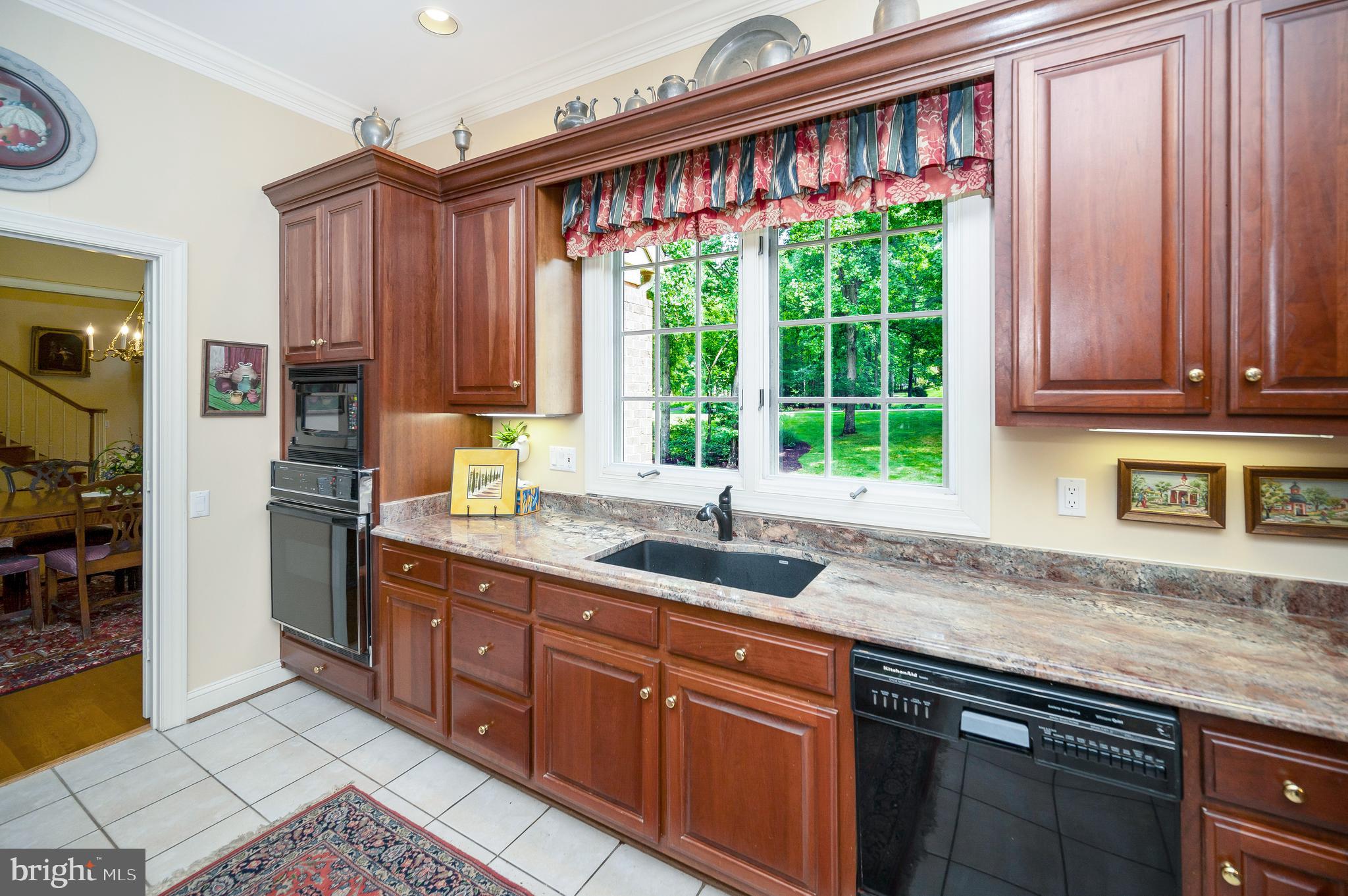 10822 Perrin Cir
