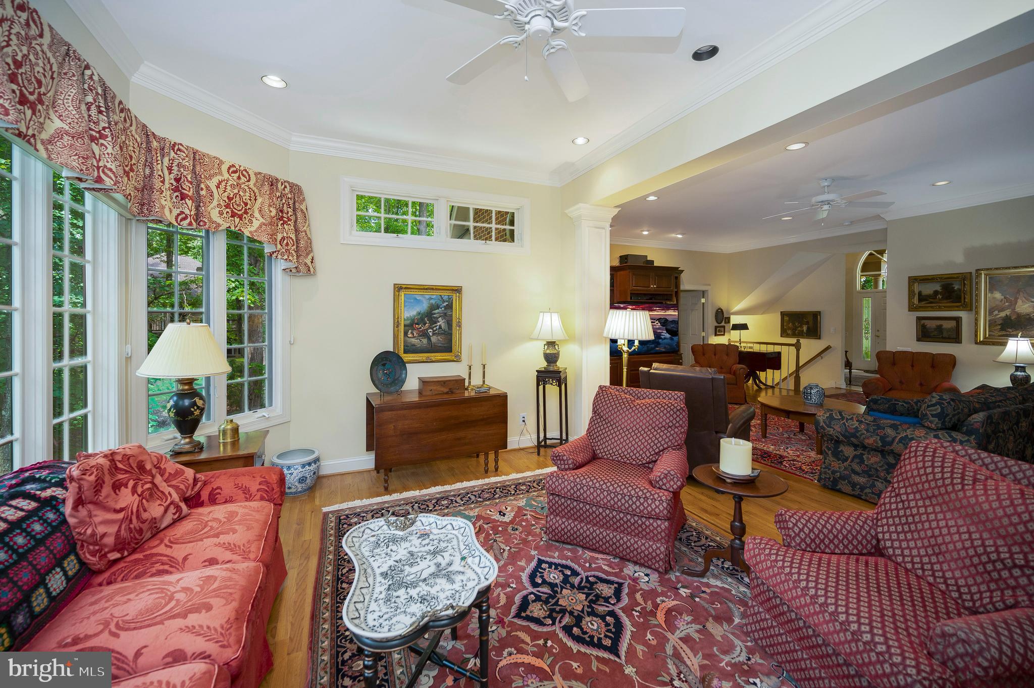 10822 Perrin Cir