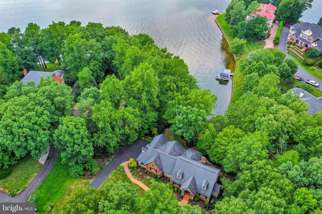 10822 Perrin Cir
