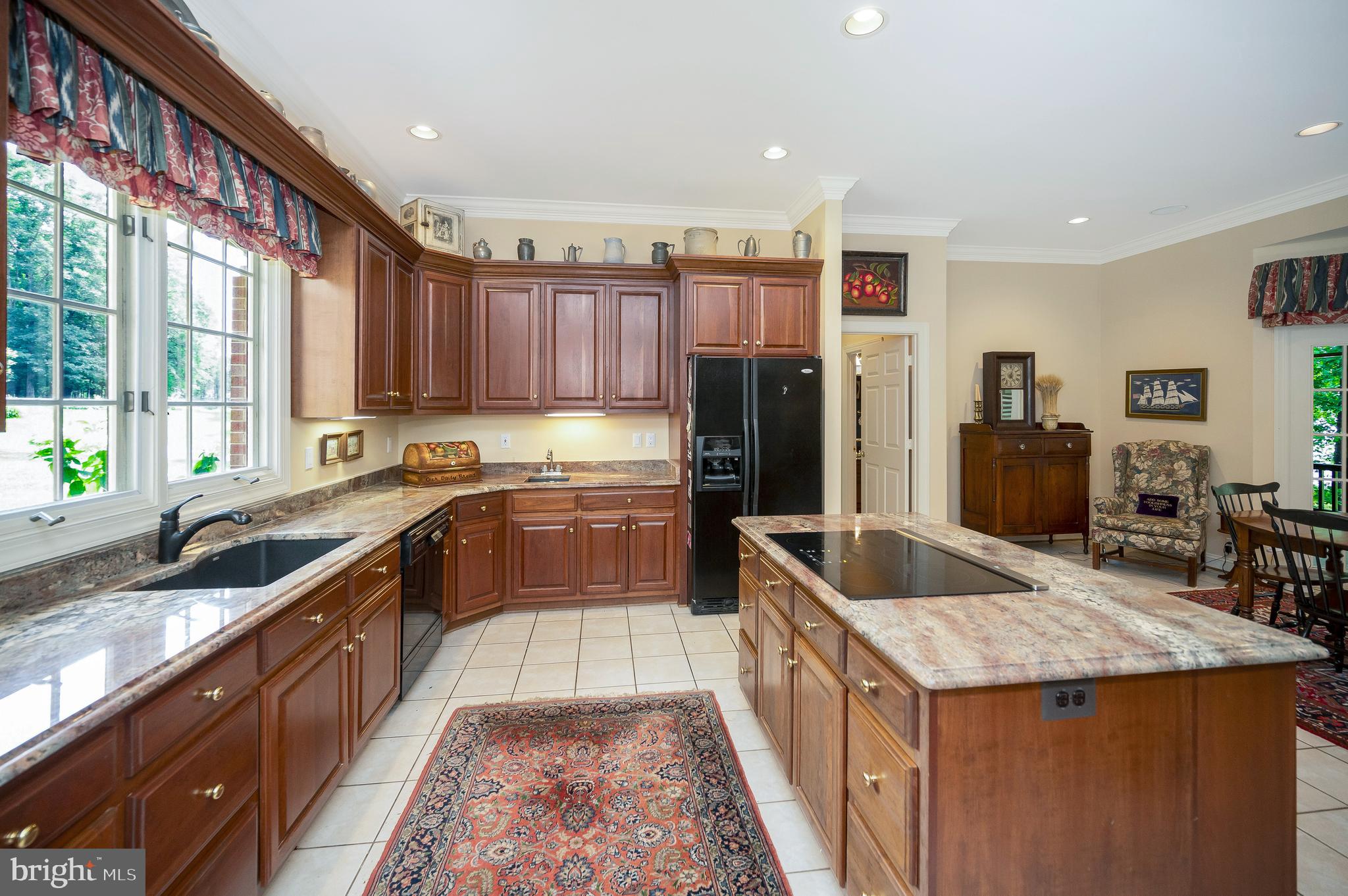 10822 Perrin Cir