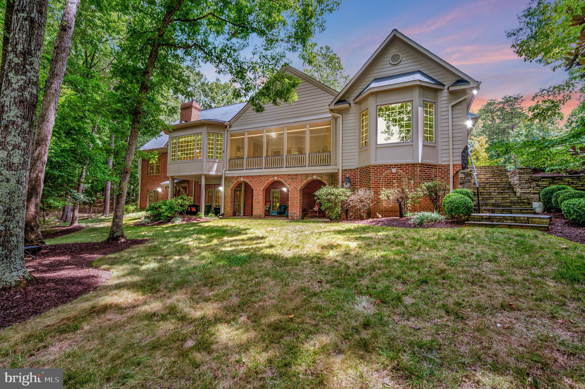 10822 Perrin Cir