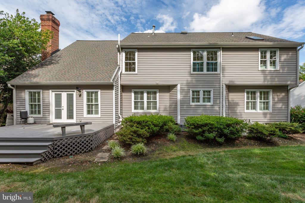 11702 Talbot Ct