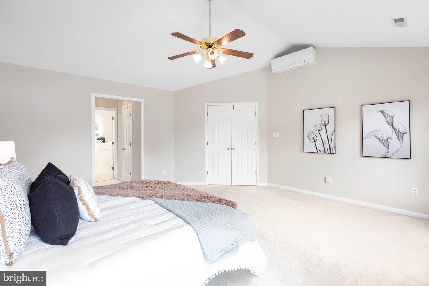 11702 Talbot Ct