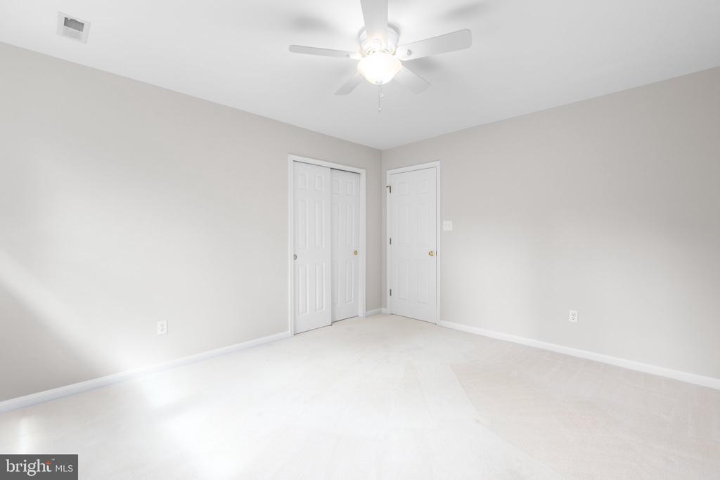 11702 Talbot Ct
