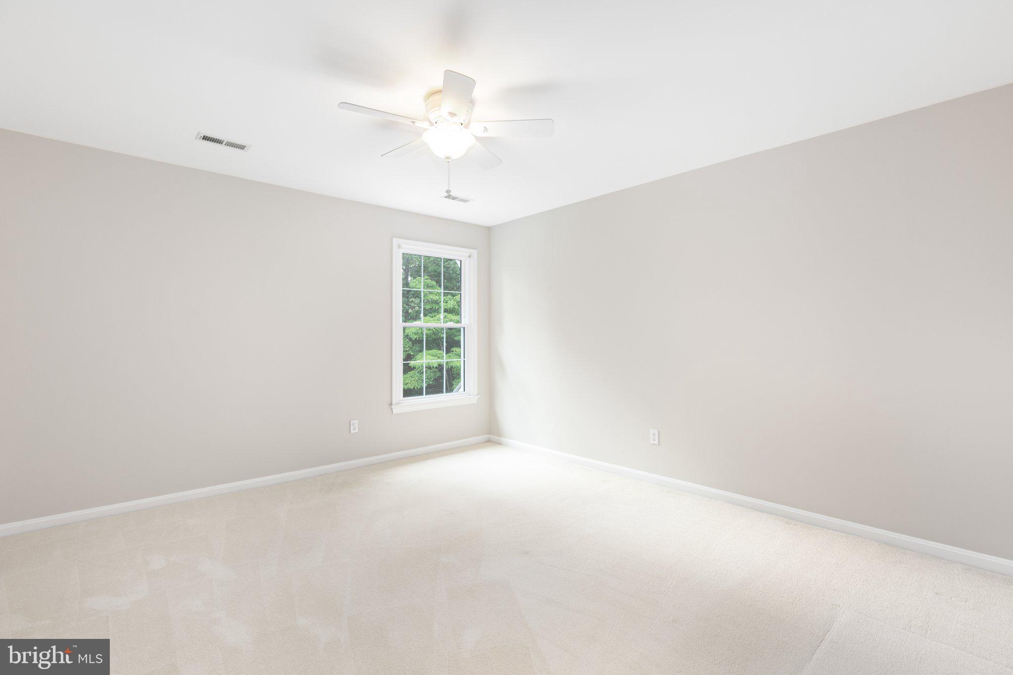 11702 Talbot Ct