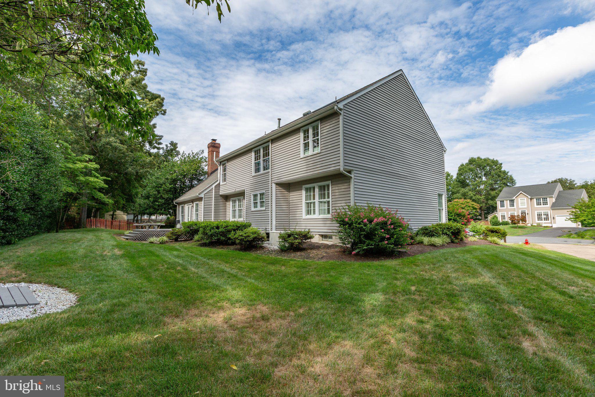 11702 Talbot Ct