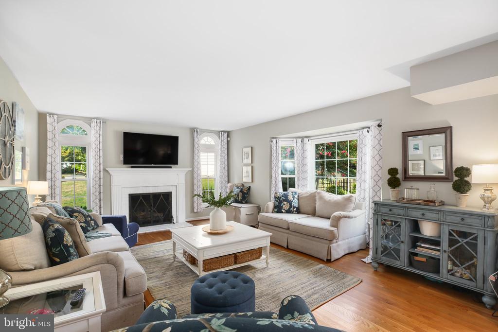 10401 Amherst Cir