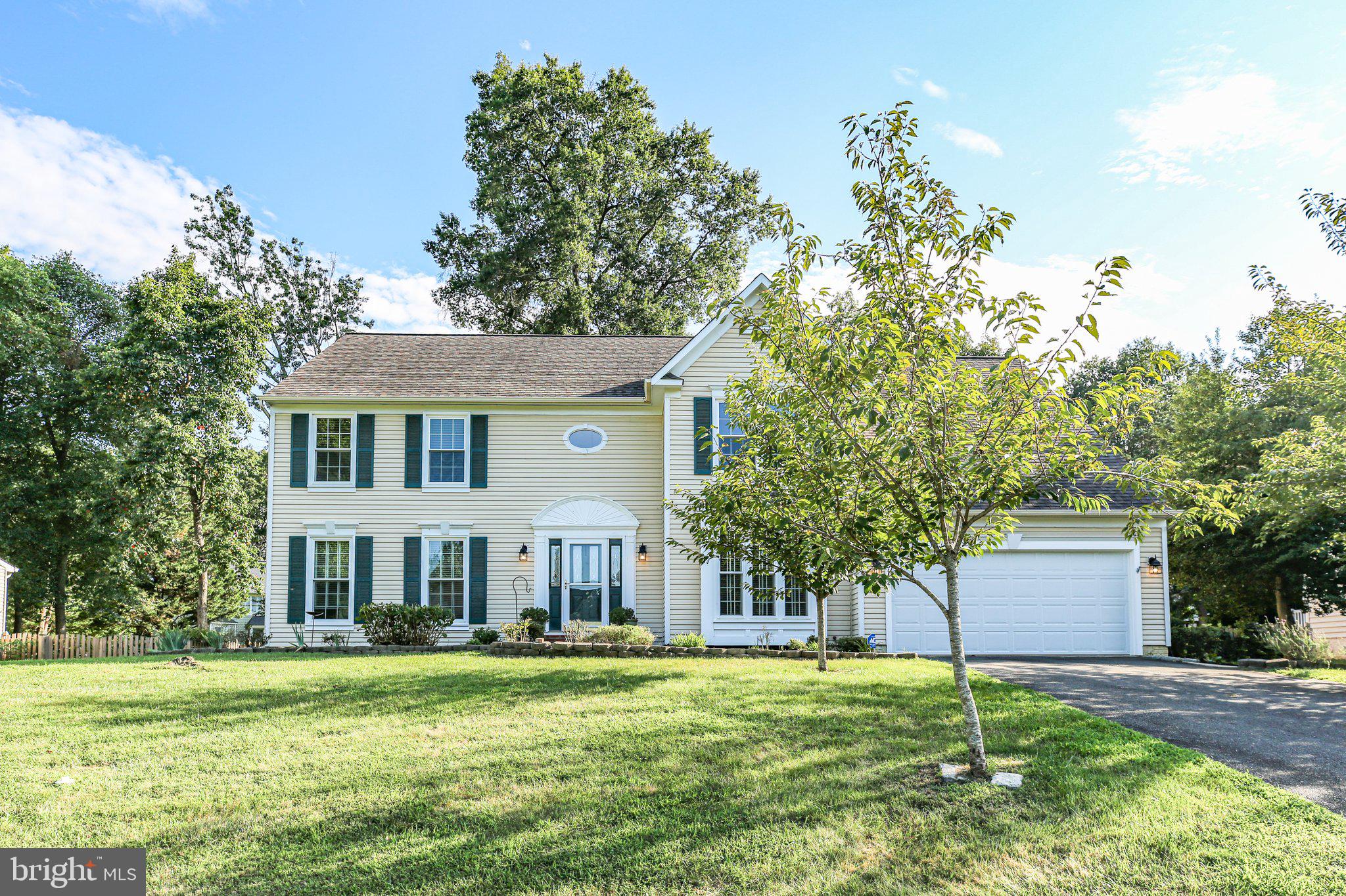 6102 New Pembrook Ln