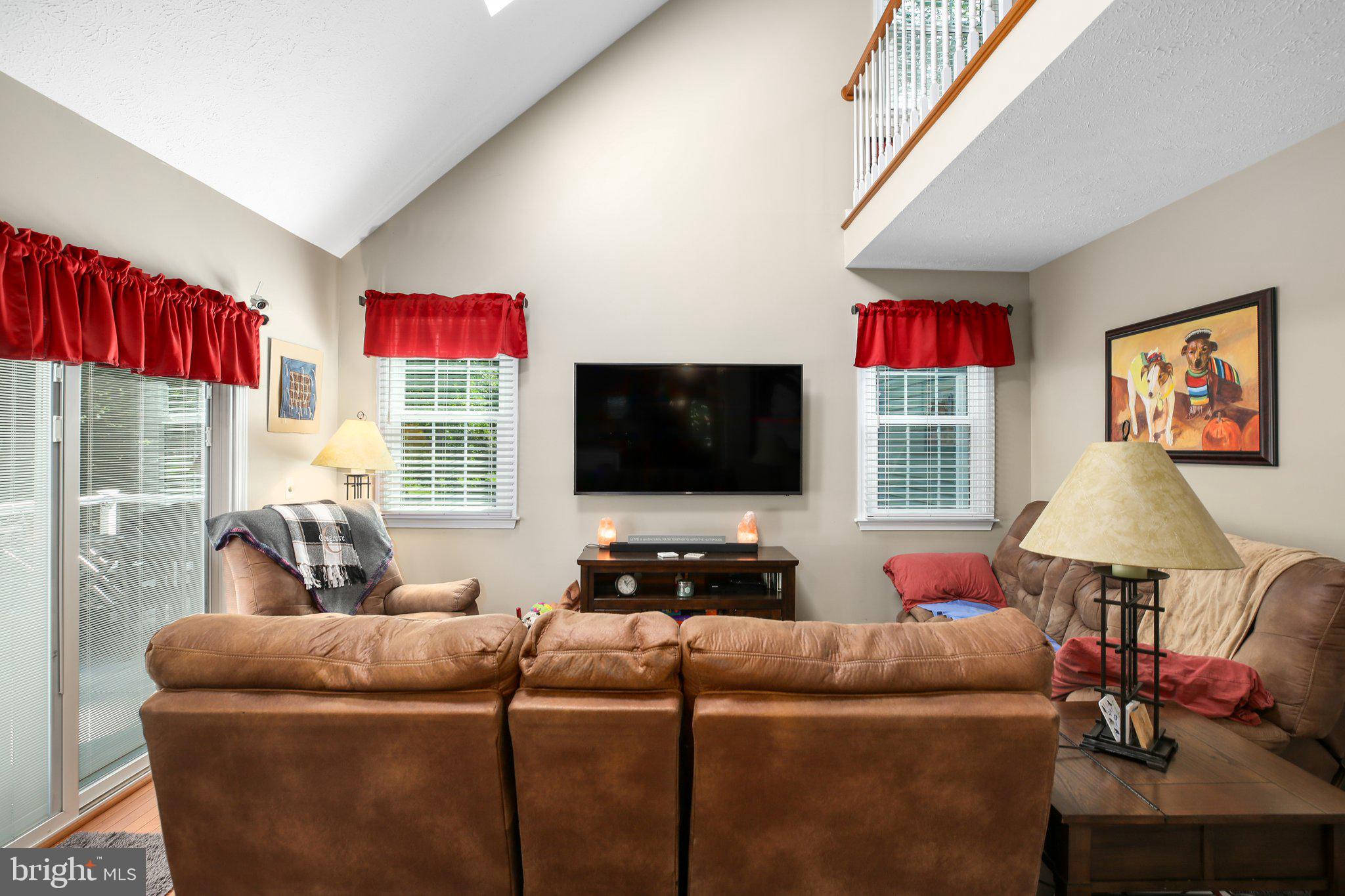 11615 Silverleaf Ln