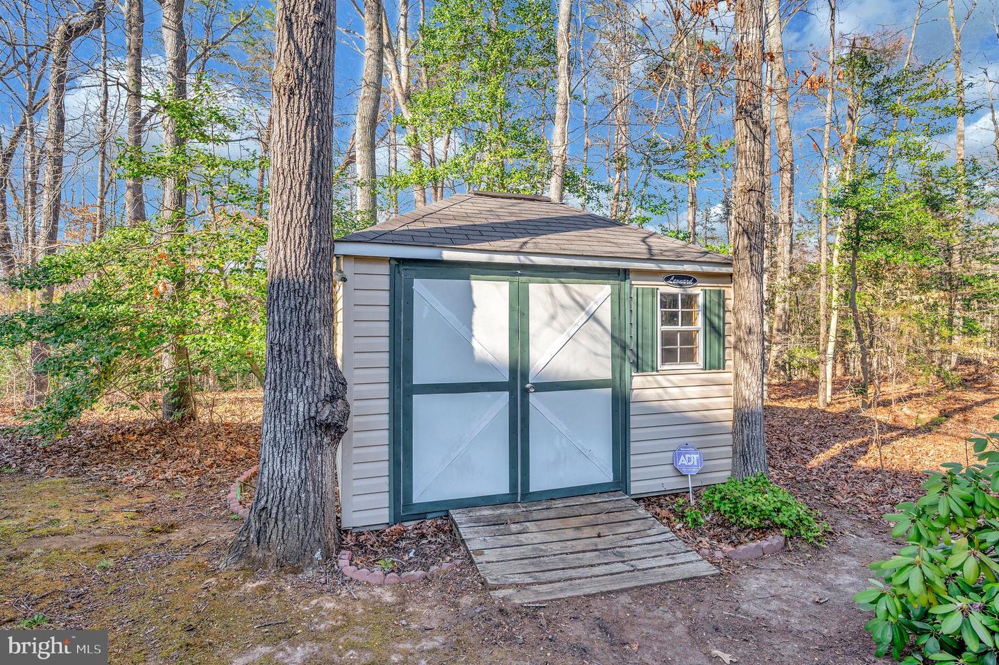 6005 Fox Point Rd