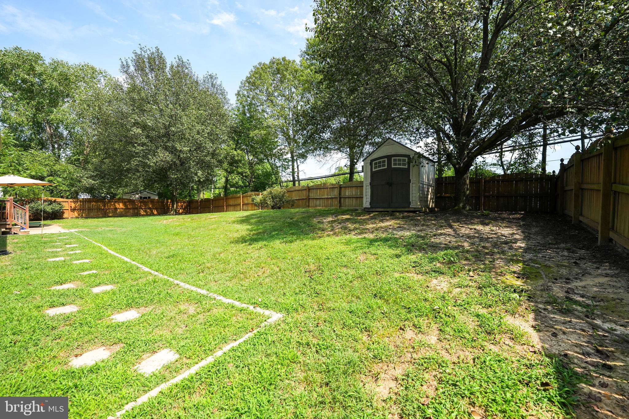 6204 N Willow Pond Dr