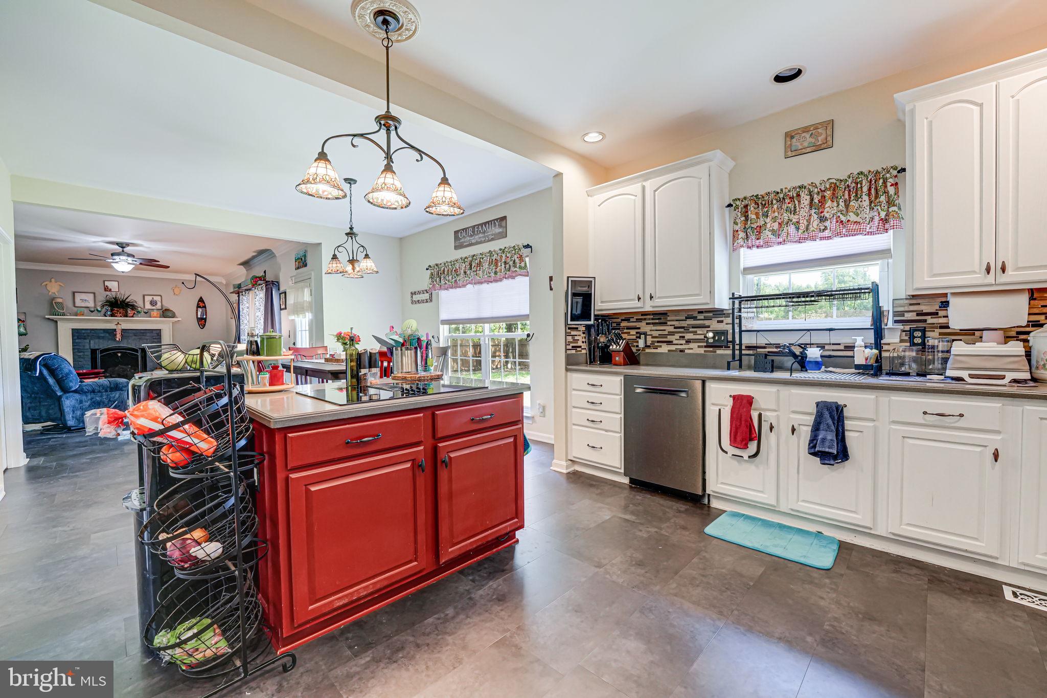 6204 N Willow Pond Dr